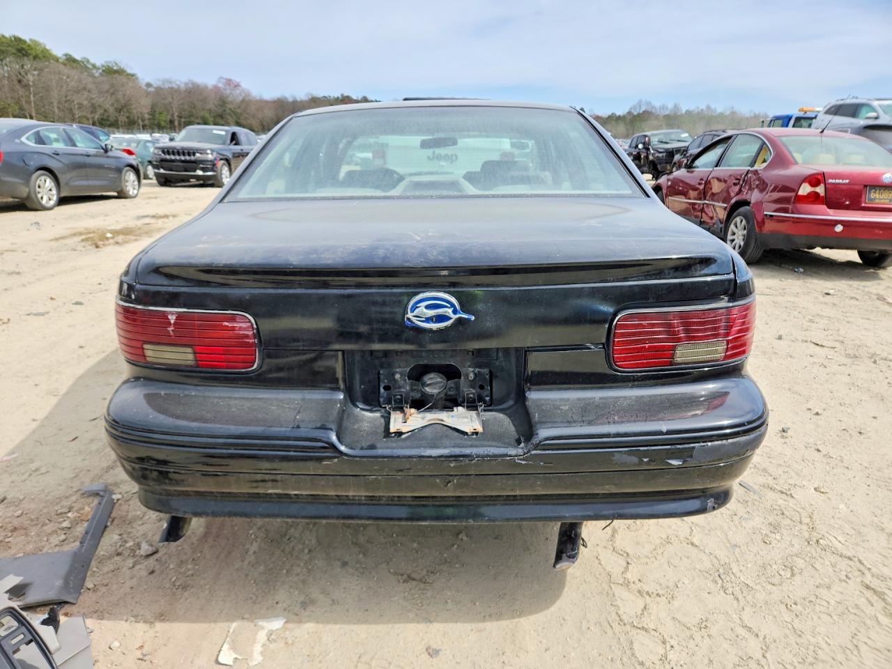 1996 Chevrolet Caprice / Impala Classic Ss Black vin: 1G1BL52PXTR144848