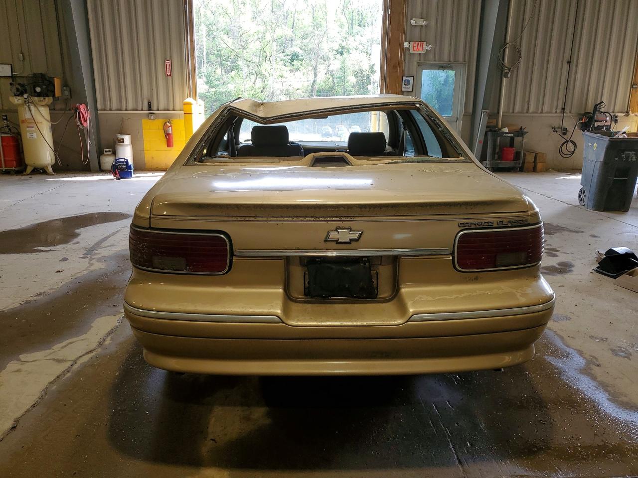 1996 Chevrolet Caprice / Impala Classic Ss Tan vin: 1G1BL52PXTR194956