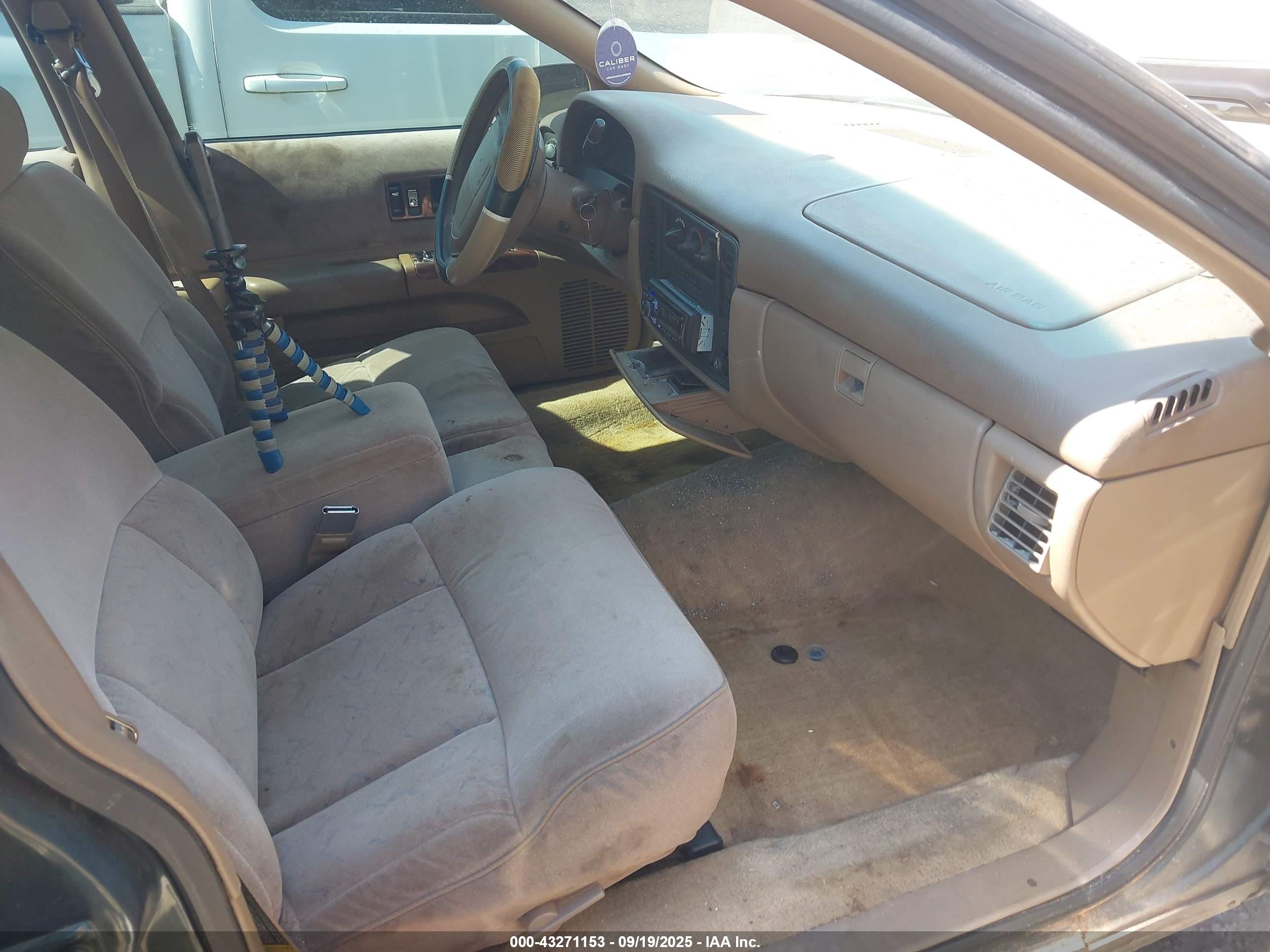 1996 Chevrolet Caprice Classic Синий vin: 1G1BL52W2TR192335