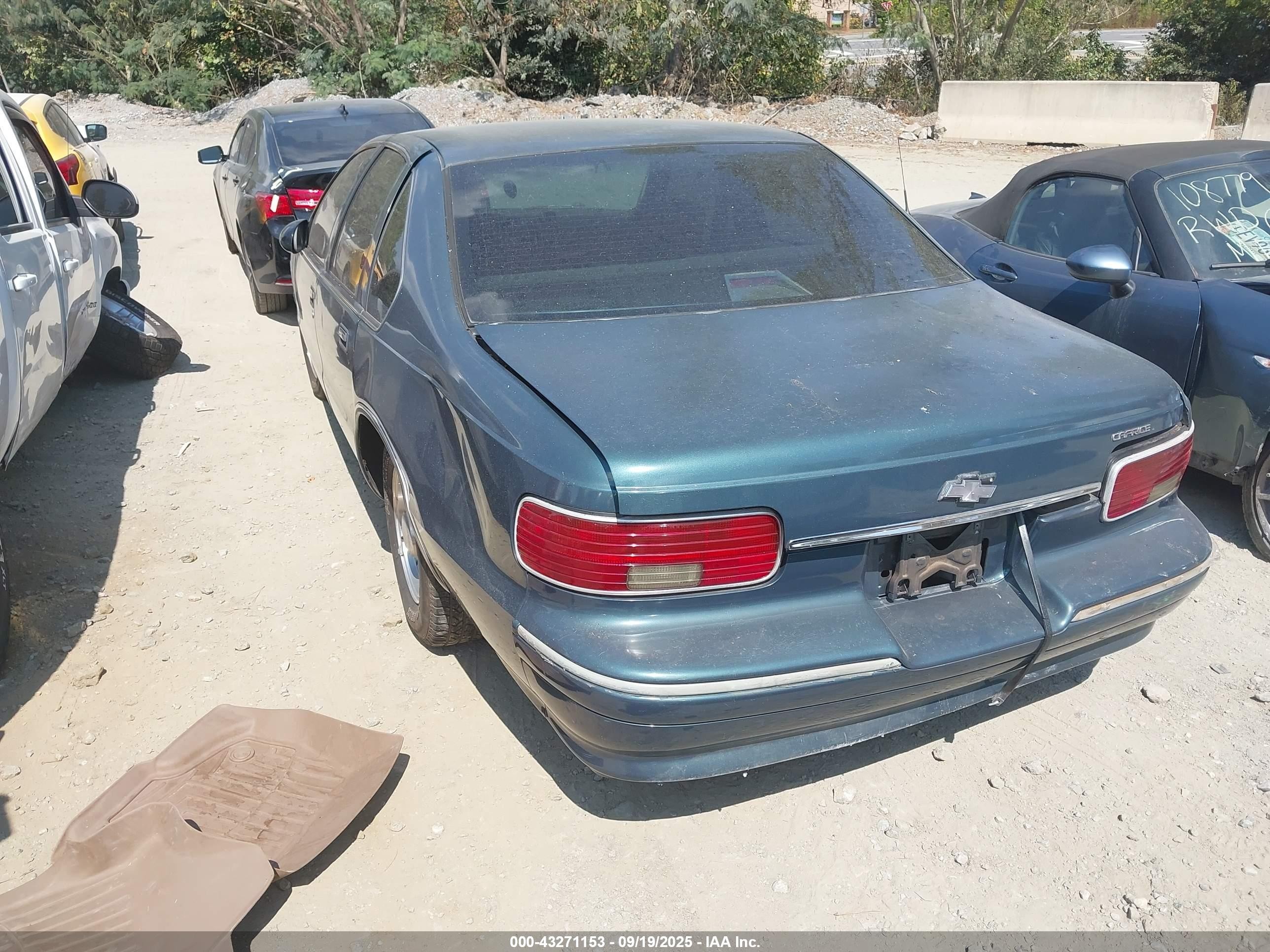 1996 Chevrolet Caprice Classic Синий vin: 1G1BL52W2TR192335