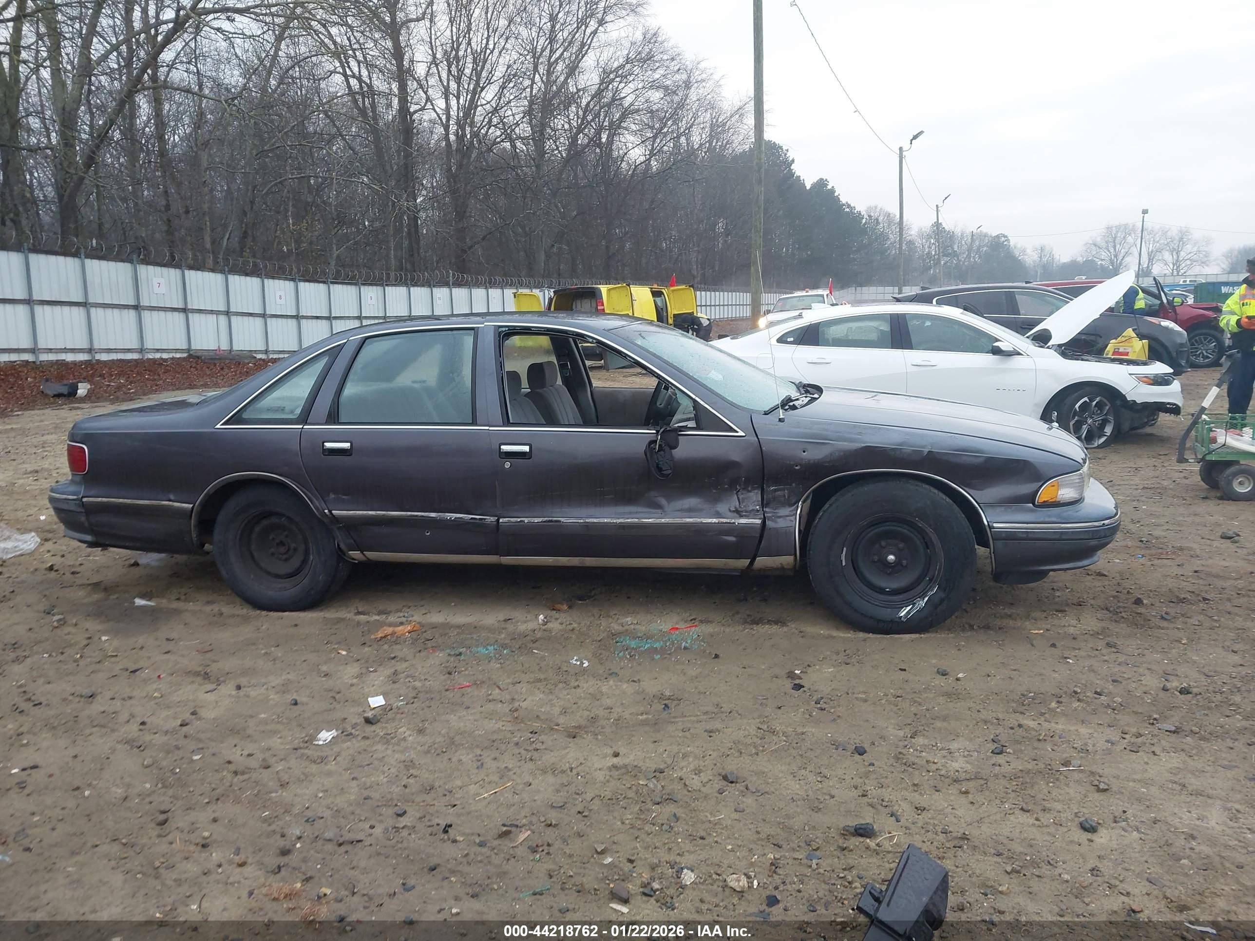 1994 Chevrolet Caprice Classic Gray vin: 1G1BL52W6RR157516