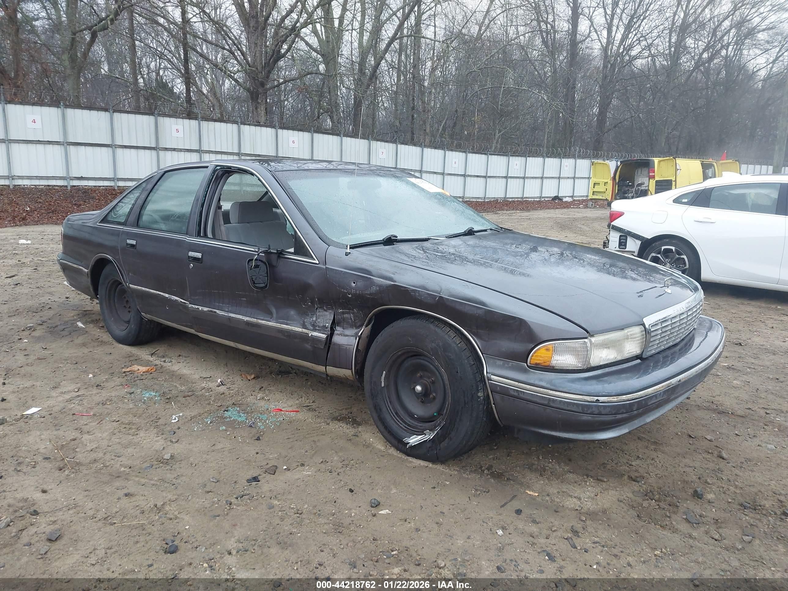 1994 Chevrolet Caprice Classic Gray vin: 1G1BL52W6RR157516