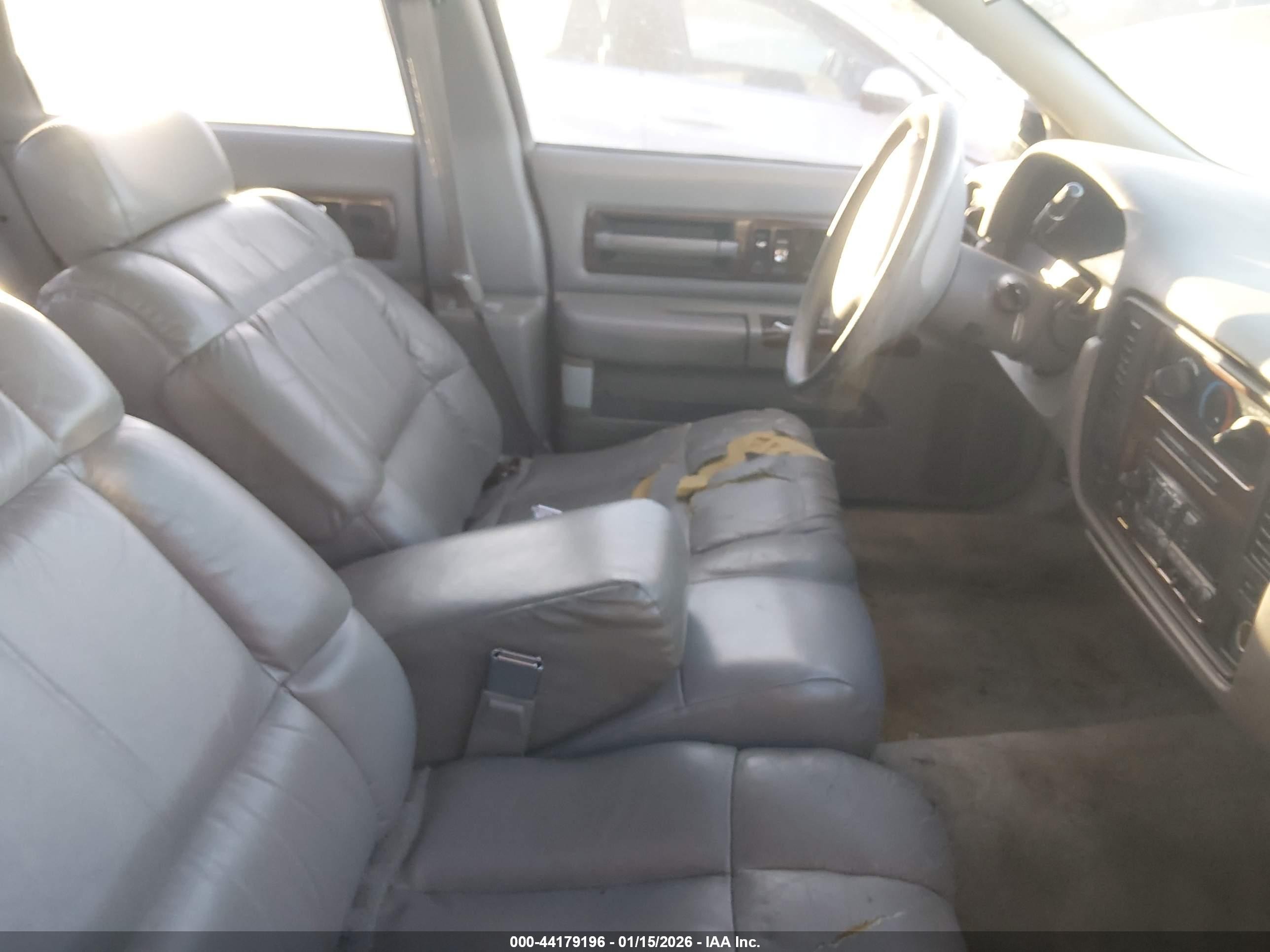 1996 Chevrolet Caprice Classic Красный vin: 1G1BL52W6TR116746