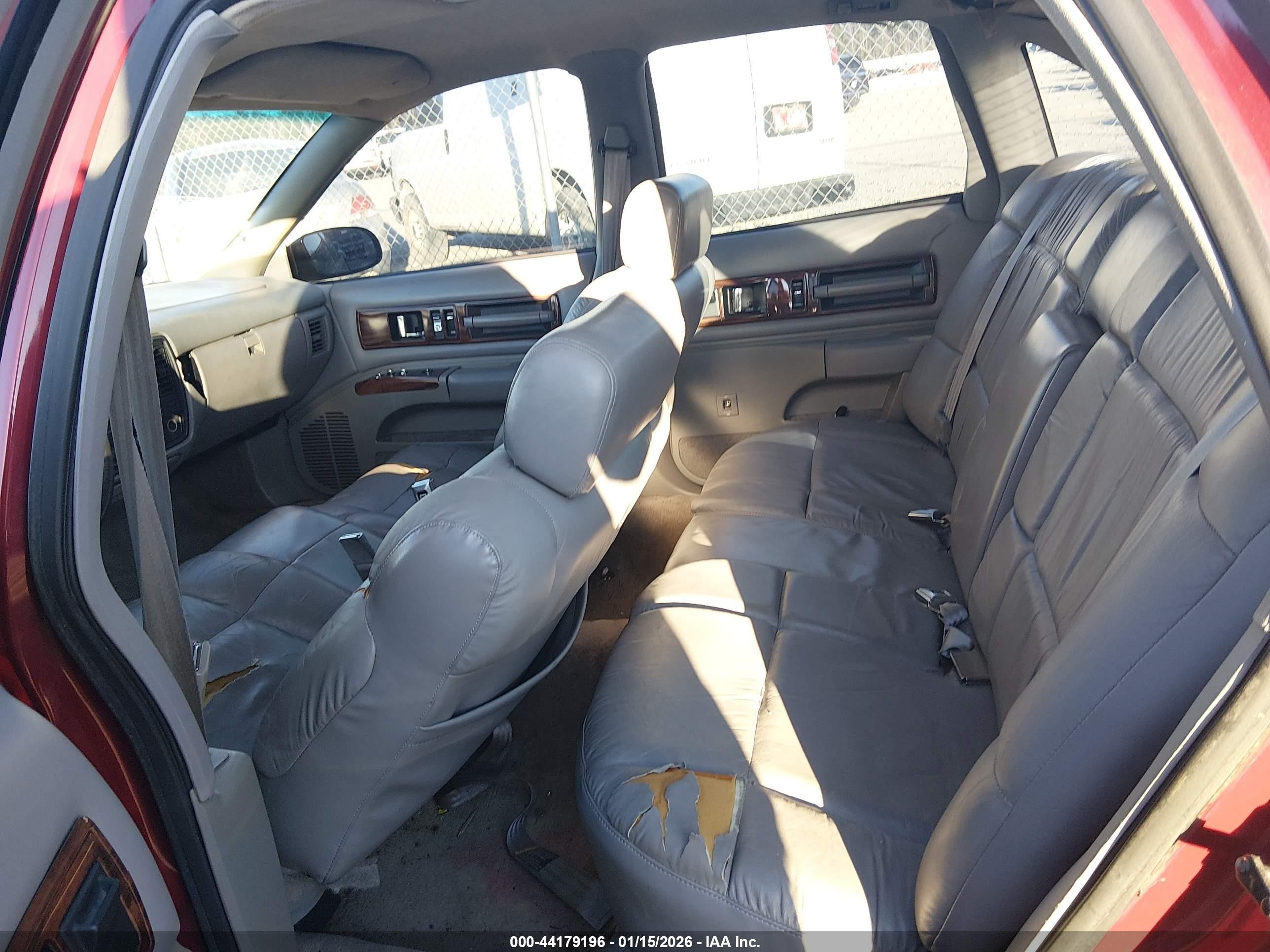 1996 Chevrolet Caprice Classic Красный vin: 1G1BL52W6TR116746