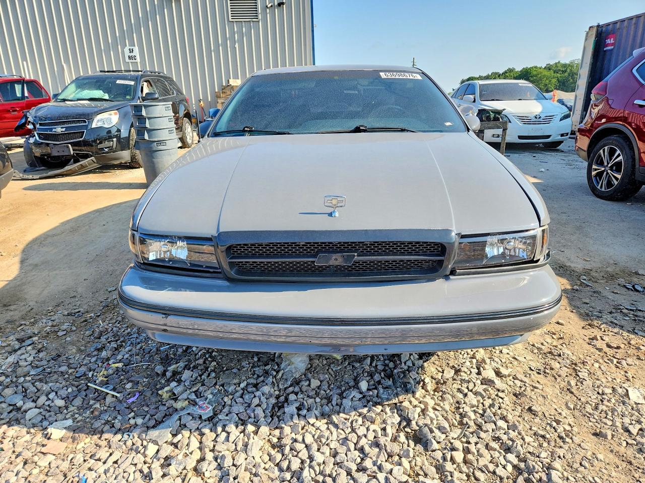 1992 Chevrolet Caprice Gray vin: 1G1BL53E3NR126983