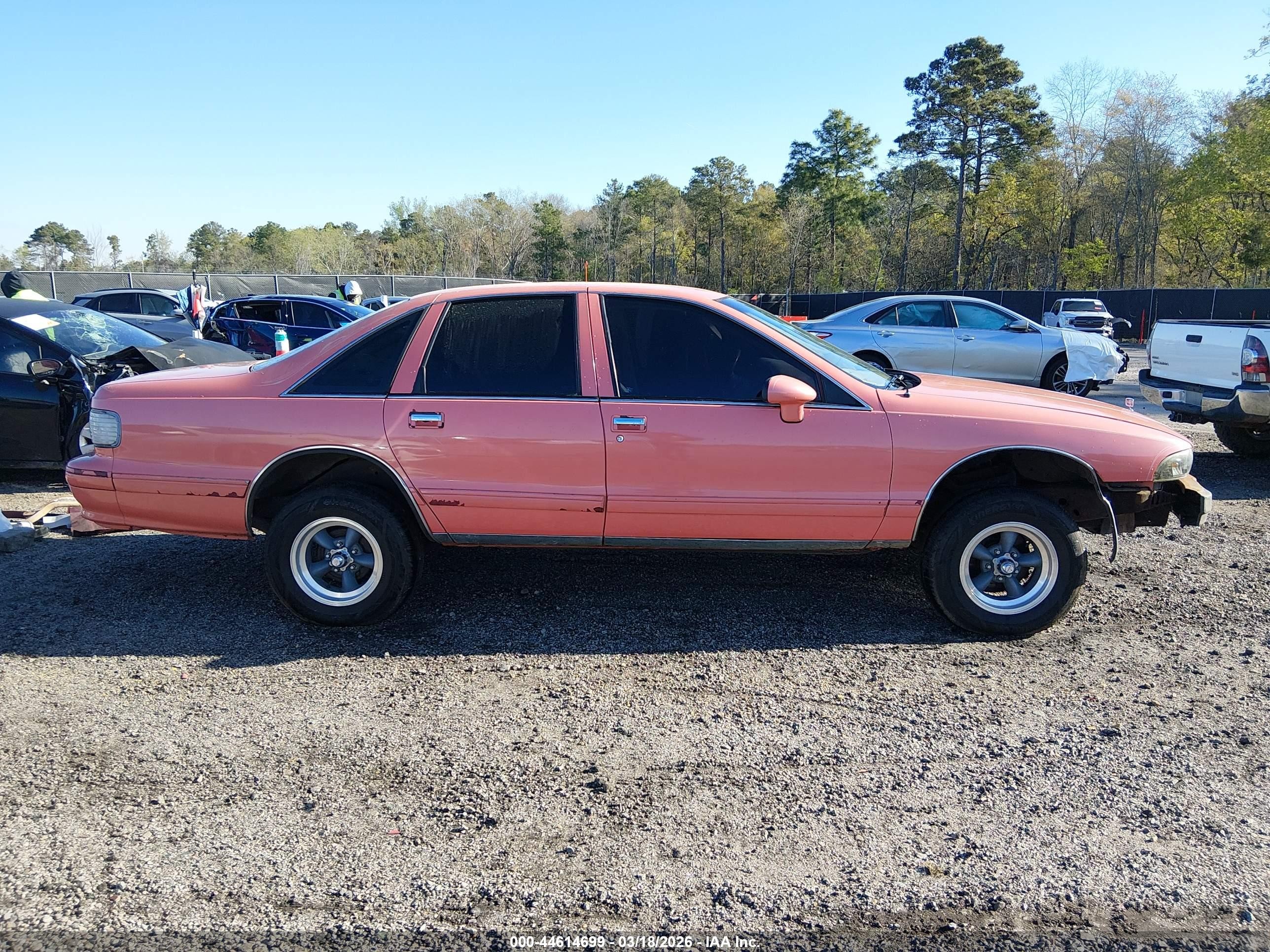 1993 Chevrolet Caprice Classic Красный vin: 1G1BL53E9PR131396