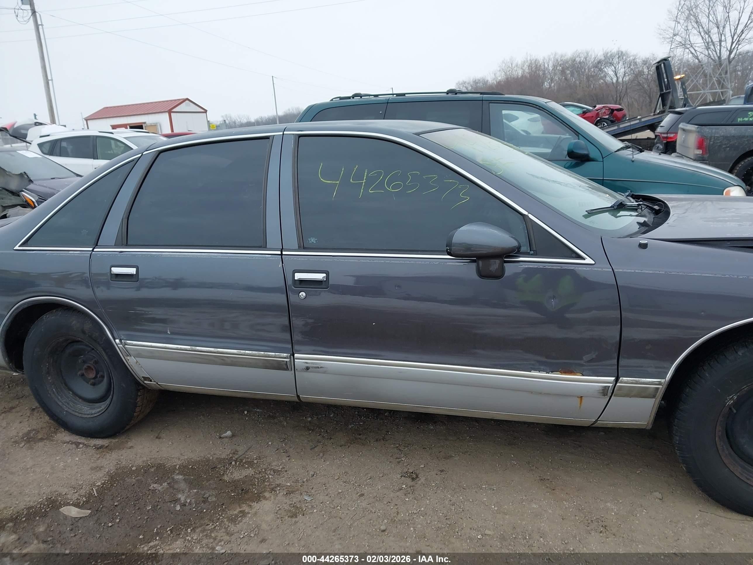 1993 Chevrolet Caprice Classic Gray vin: 1G1BL53EXPR107530