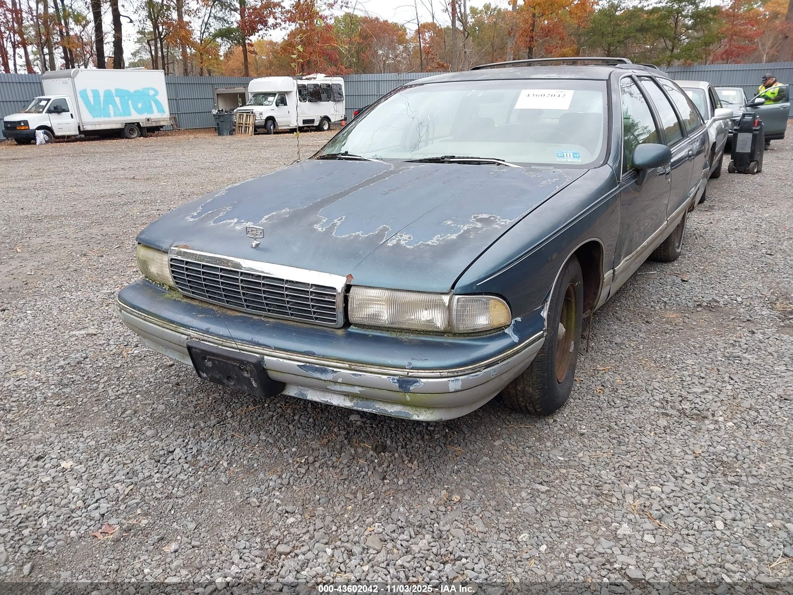 1993 Chevrolet Caprice Classic Teal vin: 1G1BL83EXPW133161