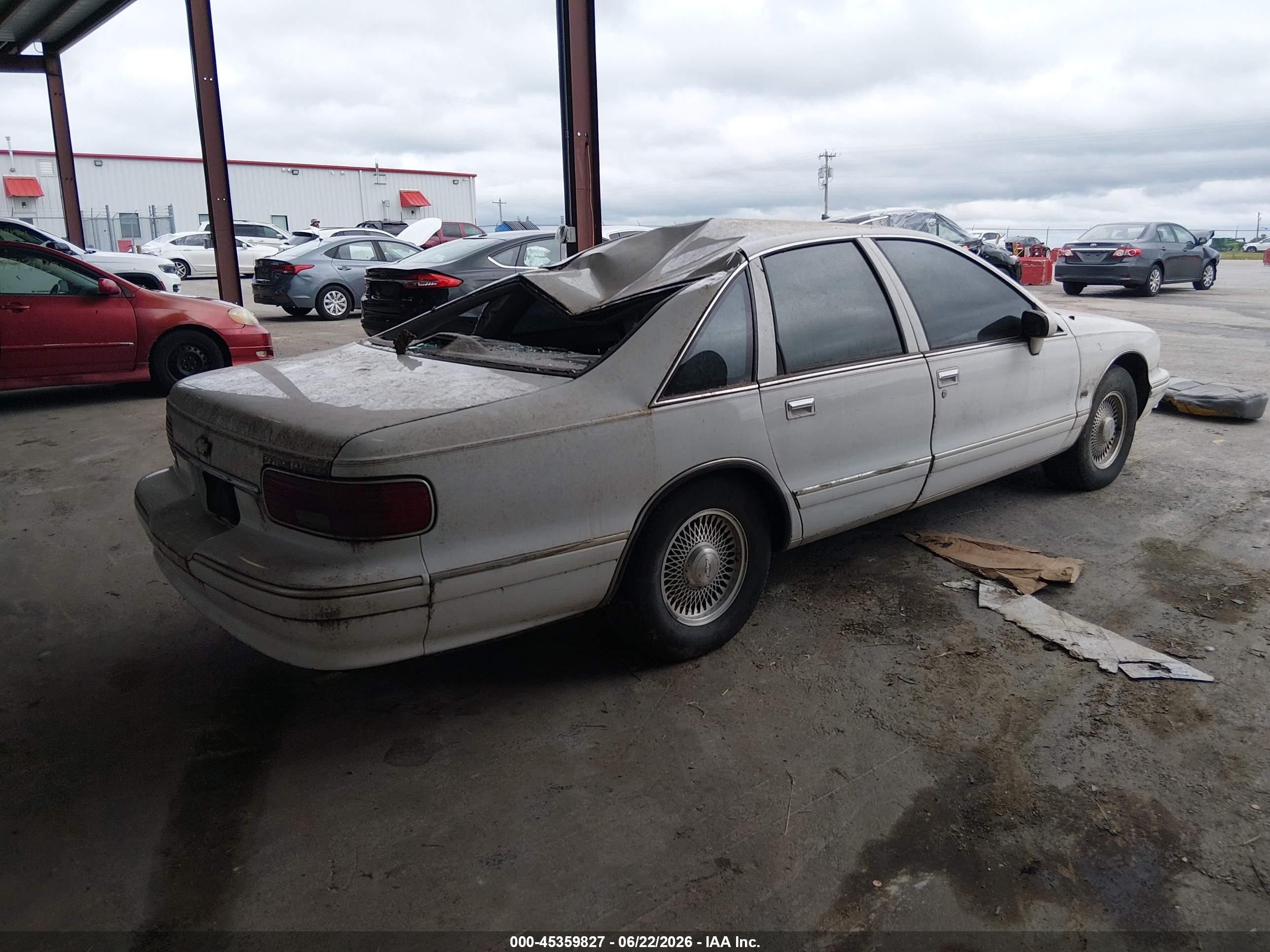 1994 Chevrolet Caprice Classic Ls White vin: 1G1BN52P3RR192744
