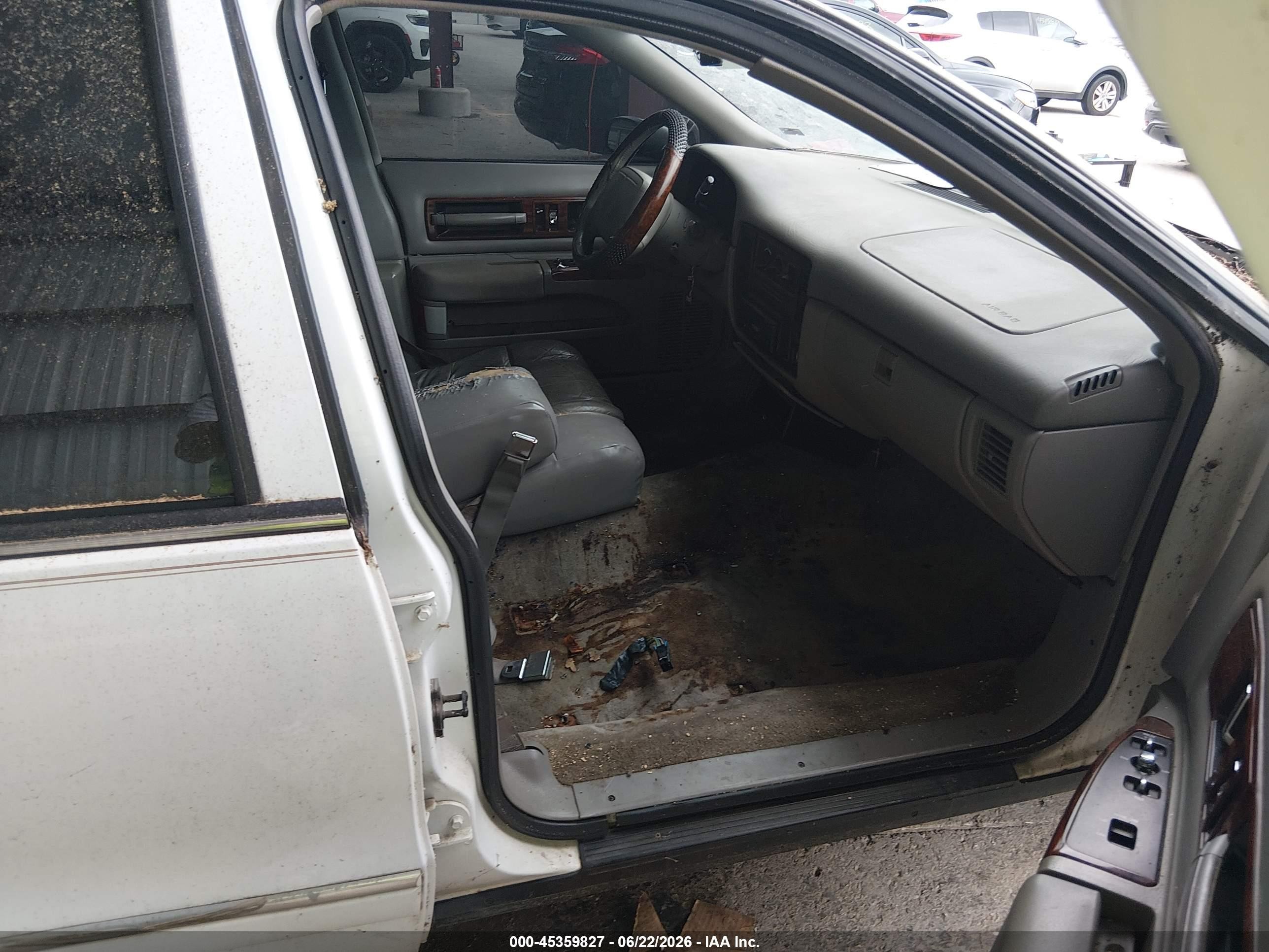 1994 Chevrolet Caprice Classic Ls White vin: 1G1BN52P3RR192744