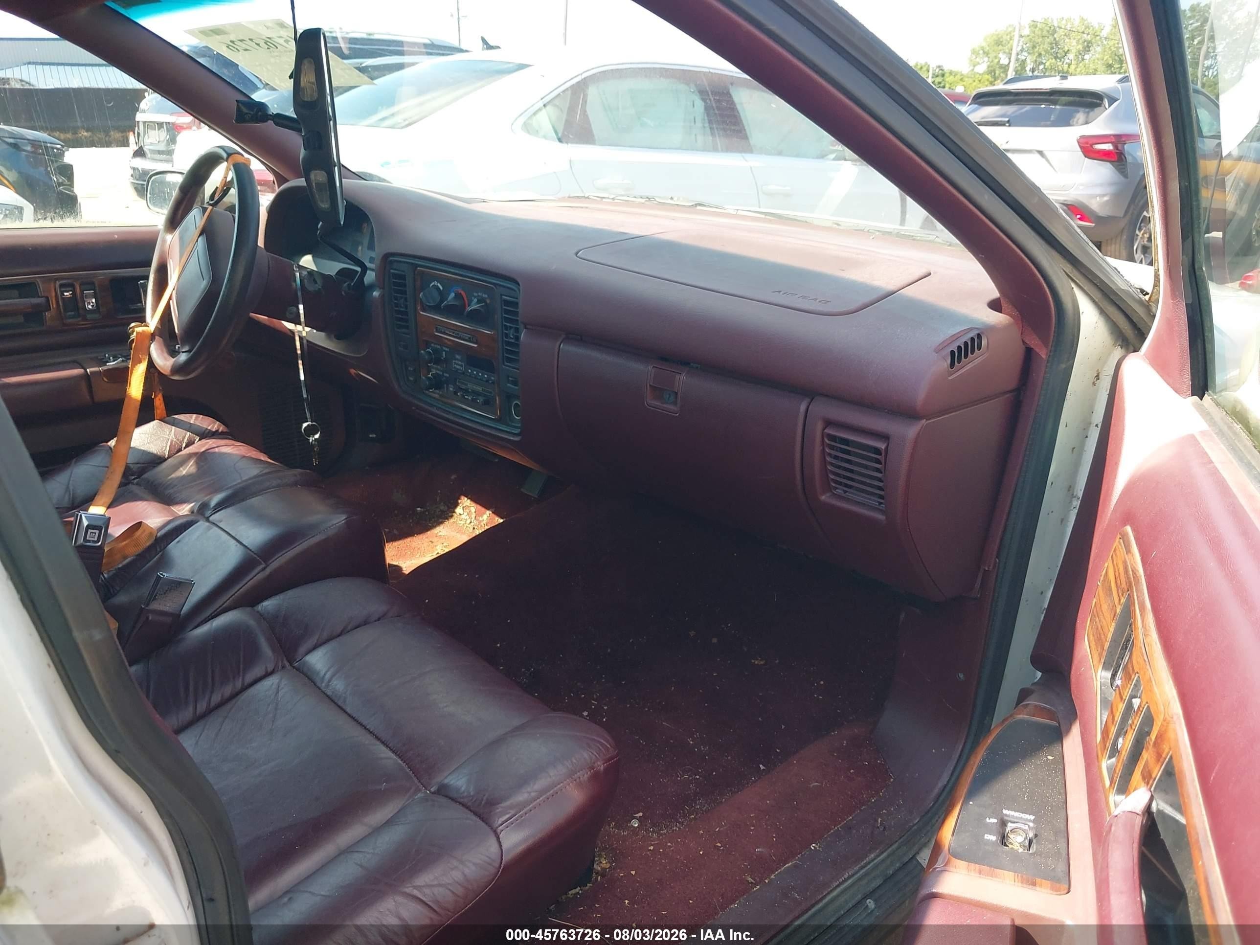1994 Chevrolet Caprice Classic Ls White vin: 1G1BN52W3RR130834