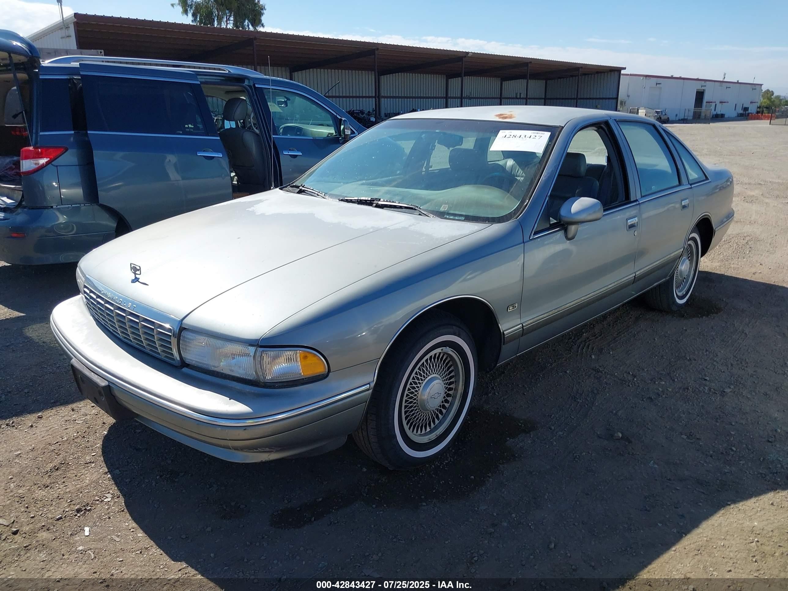 1994 Chevrolet Caprice Classic Ls Серый vin: 1G1BN52W9RR112080
