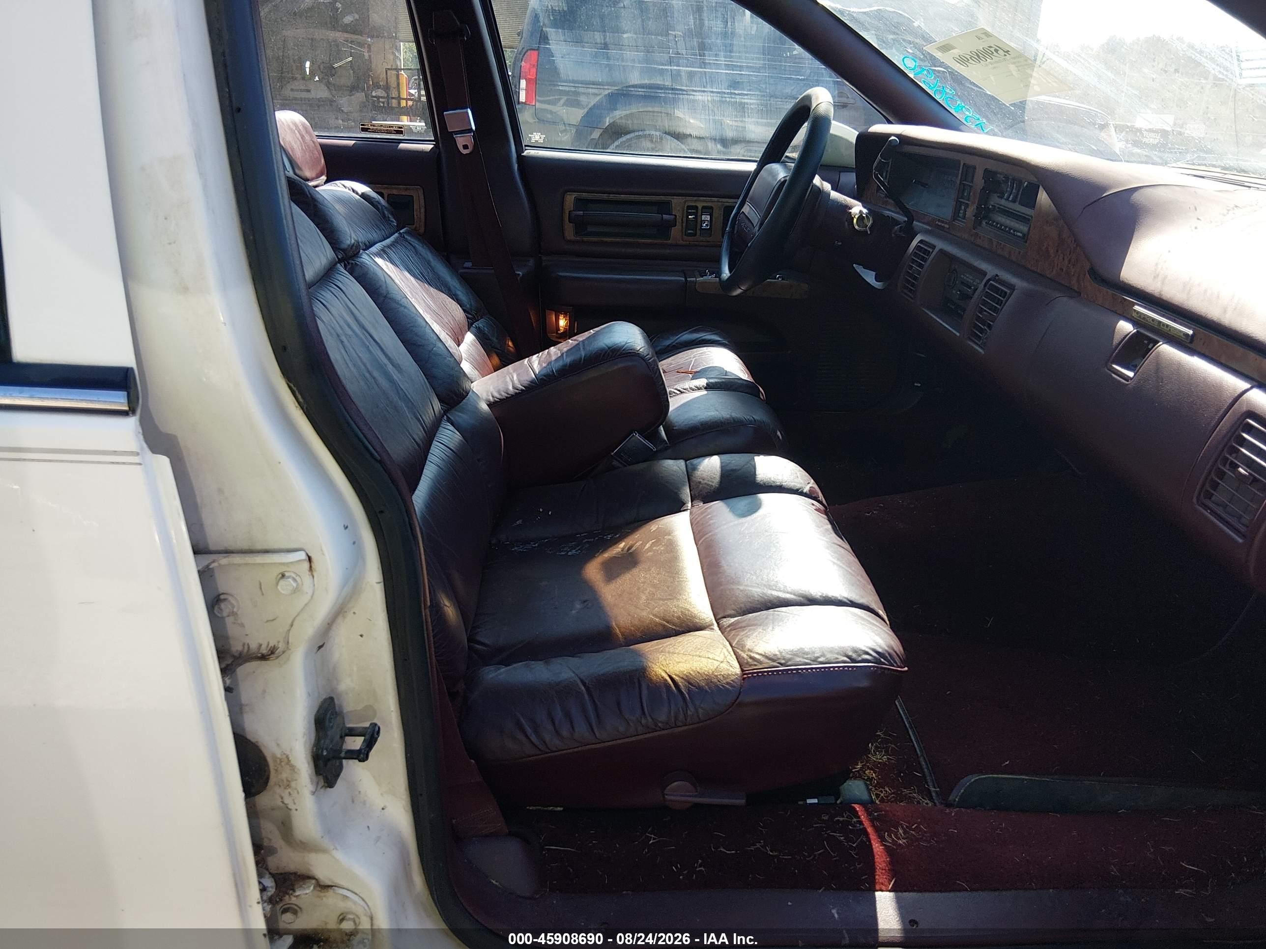 1993 Chevrolet Caprice Classic Ls White vin: 1G1BN53E2PR105071
