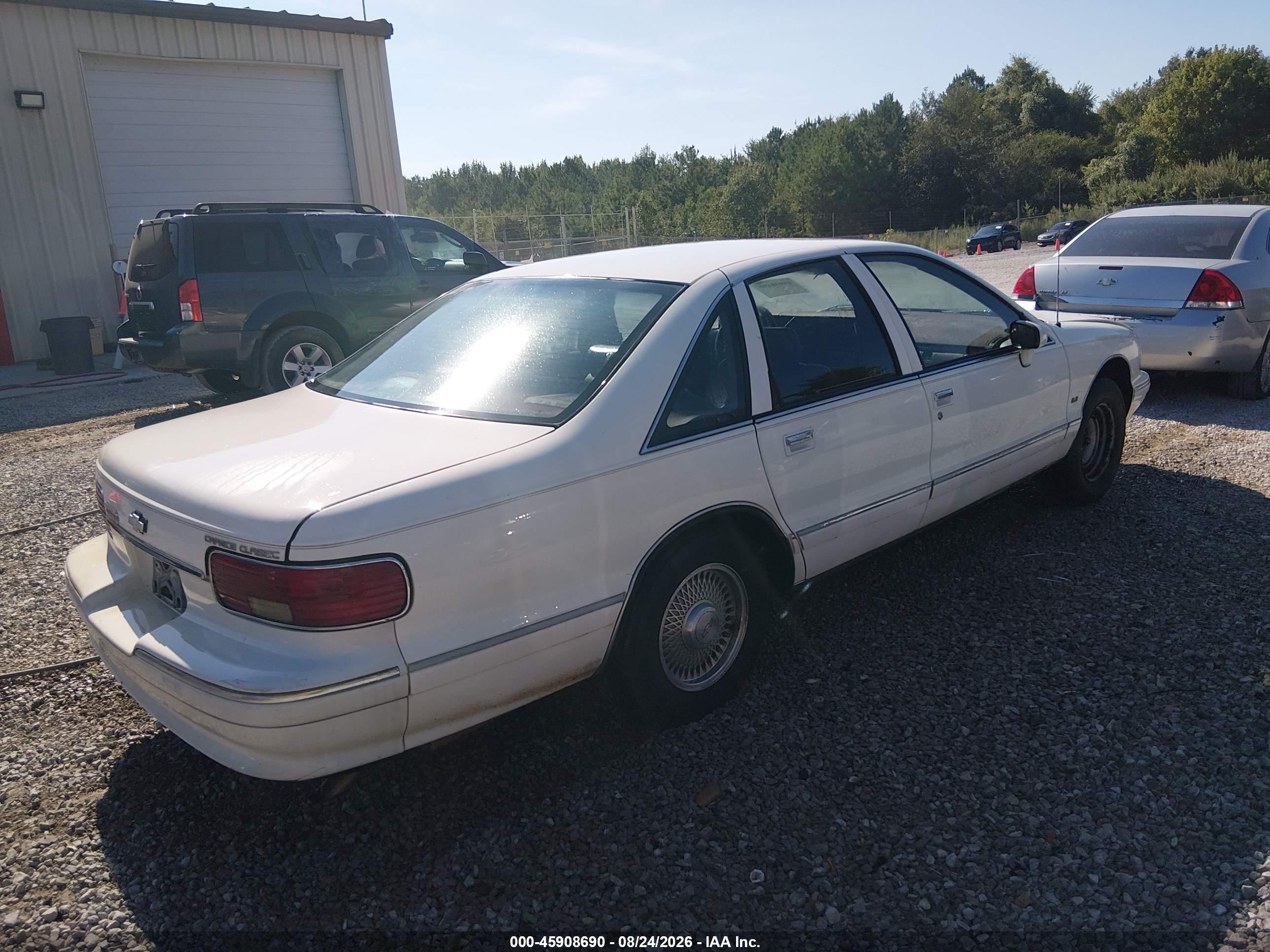 1993 Chevrolet Caprice Classic Ls White vin: 1G1BN53E2PR105071