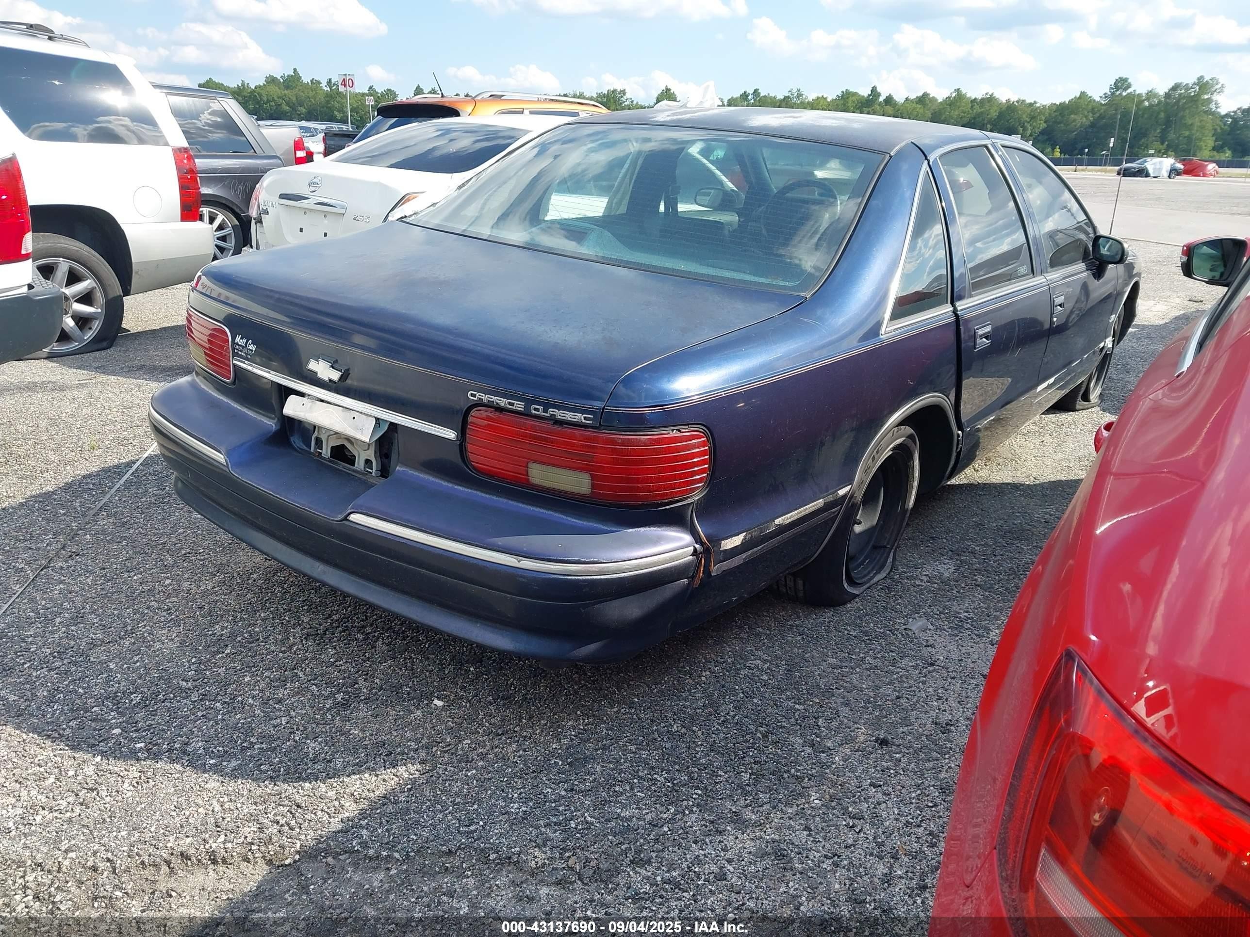 1993 Chevrolet Caprice Classic Ls Dark Blue vin: 1G1BN53E9PR106508