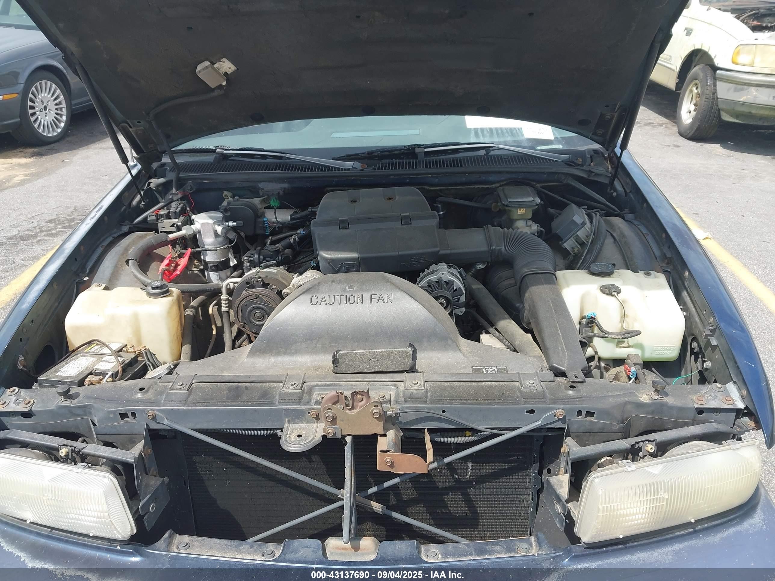 1993 Chevrolet Caprice Classic Ls Dark Blue vin: 1G1BN53E9PR106508