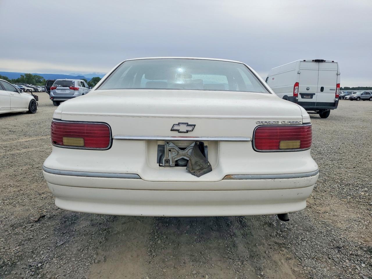 1993 Chevrolet Caprice Classic Ls White vin: 1G1BN53E9PR112180