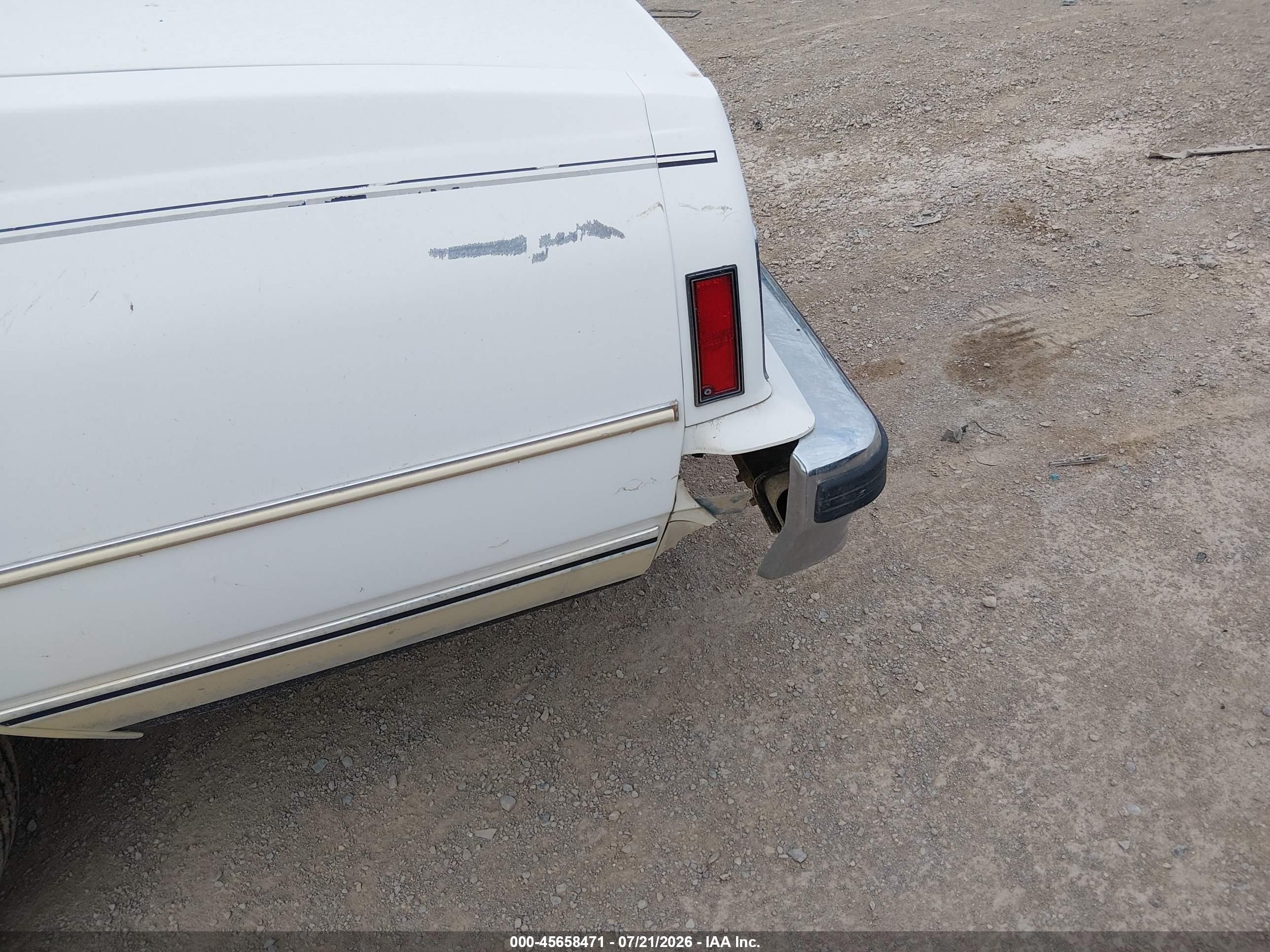 1989 Chevrolet Caprice Classic Brougham Белый vin: 1G1BU51E3KA142062
