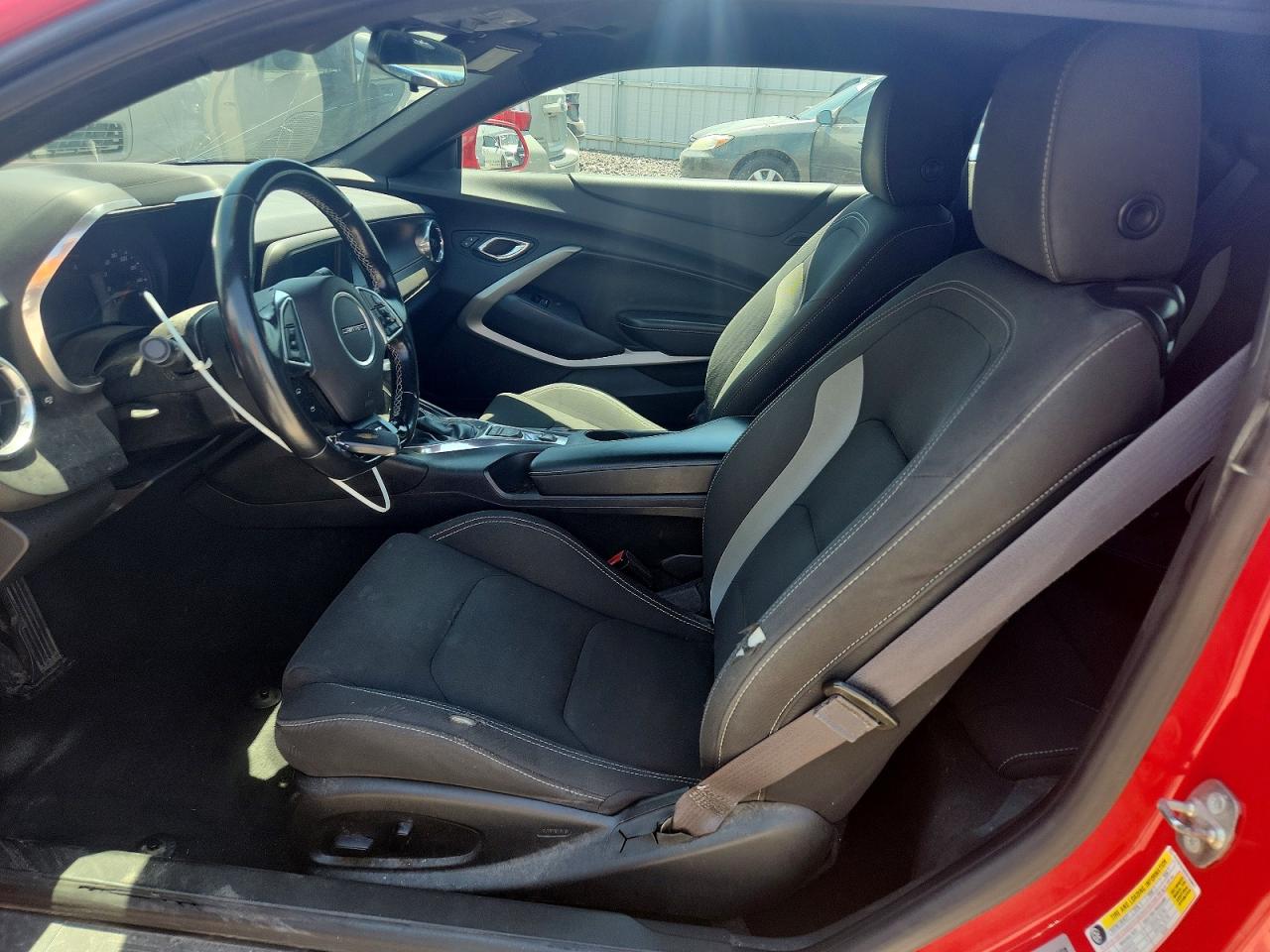 2017 Chevrolet Camaro Lt Red vin: 1G1FB1RS0H0109691