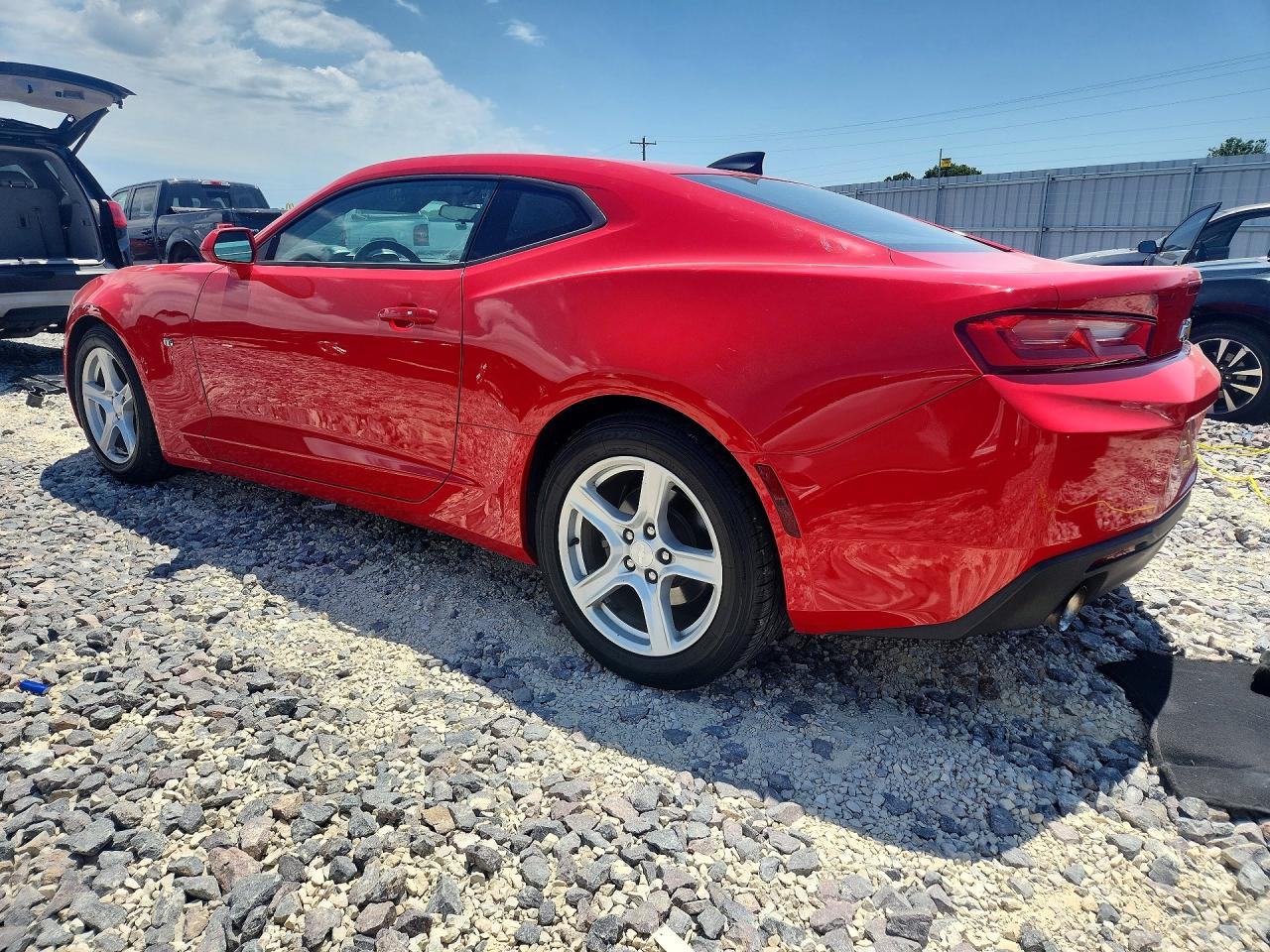 2017 Chevrolet Camaro Lt Red vin: 1G1FB1RS0H0109691