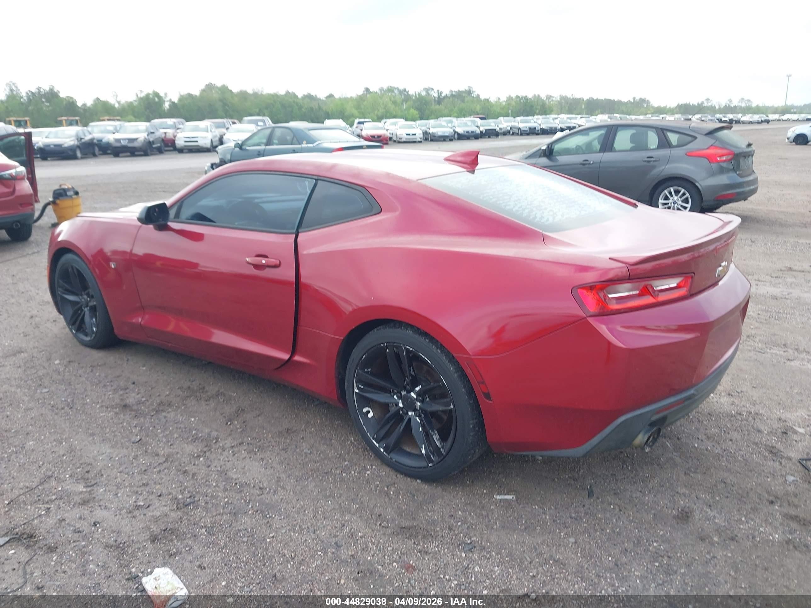 2016 Chevrolet Camaro 1lt Red vin: 1G1FB1RSXG0191766