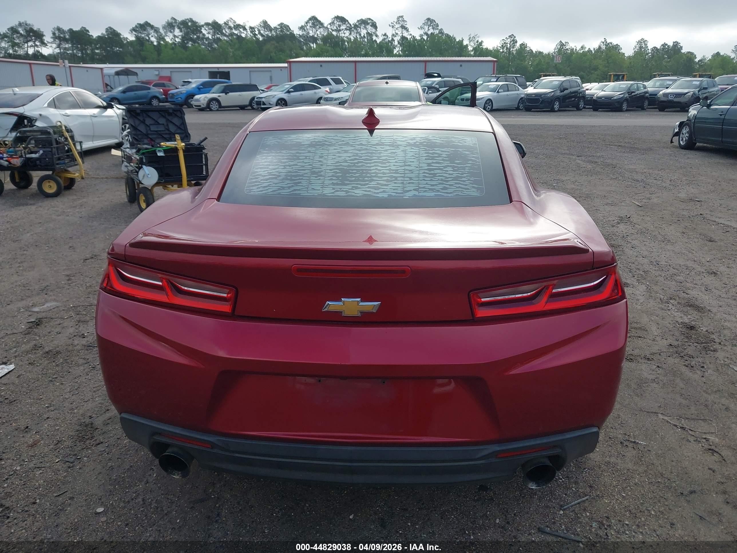 2016 Chevrolet Camaro 1lt Red vin: 1G1FB1RSXG0191766