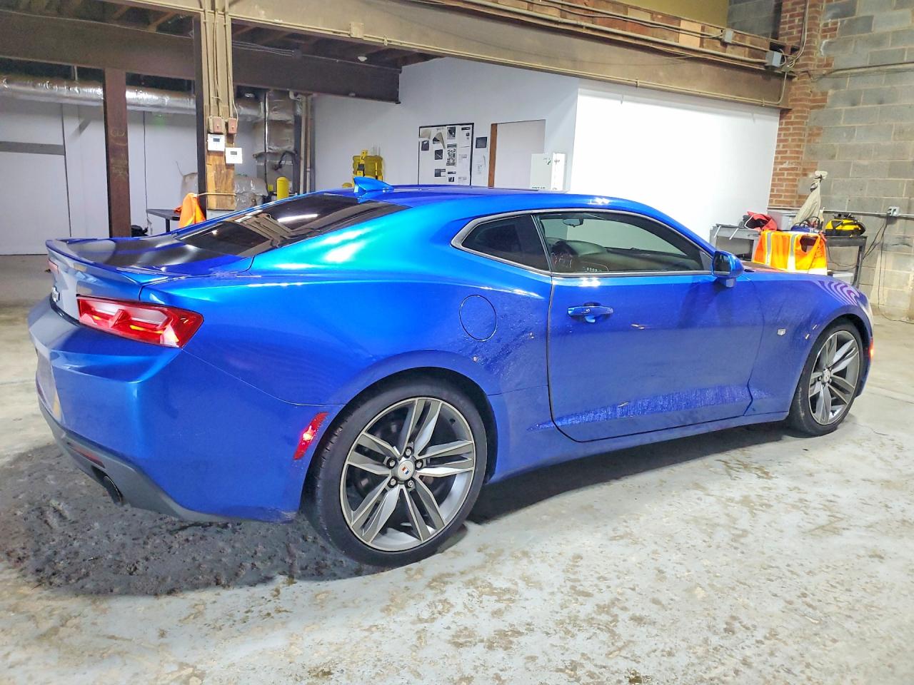 2017 Chevrolet Camaro Lt Blue vin: 1G1FB1RX0H0107953