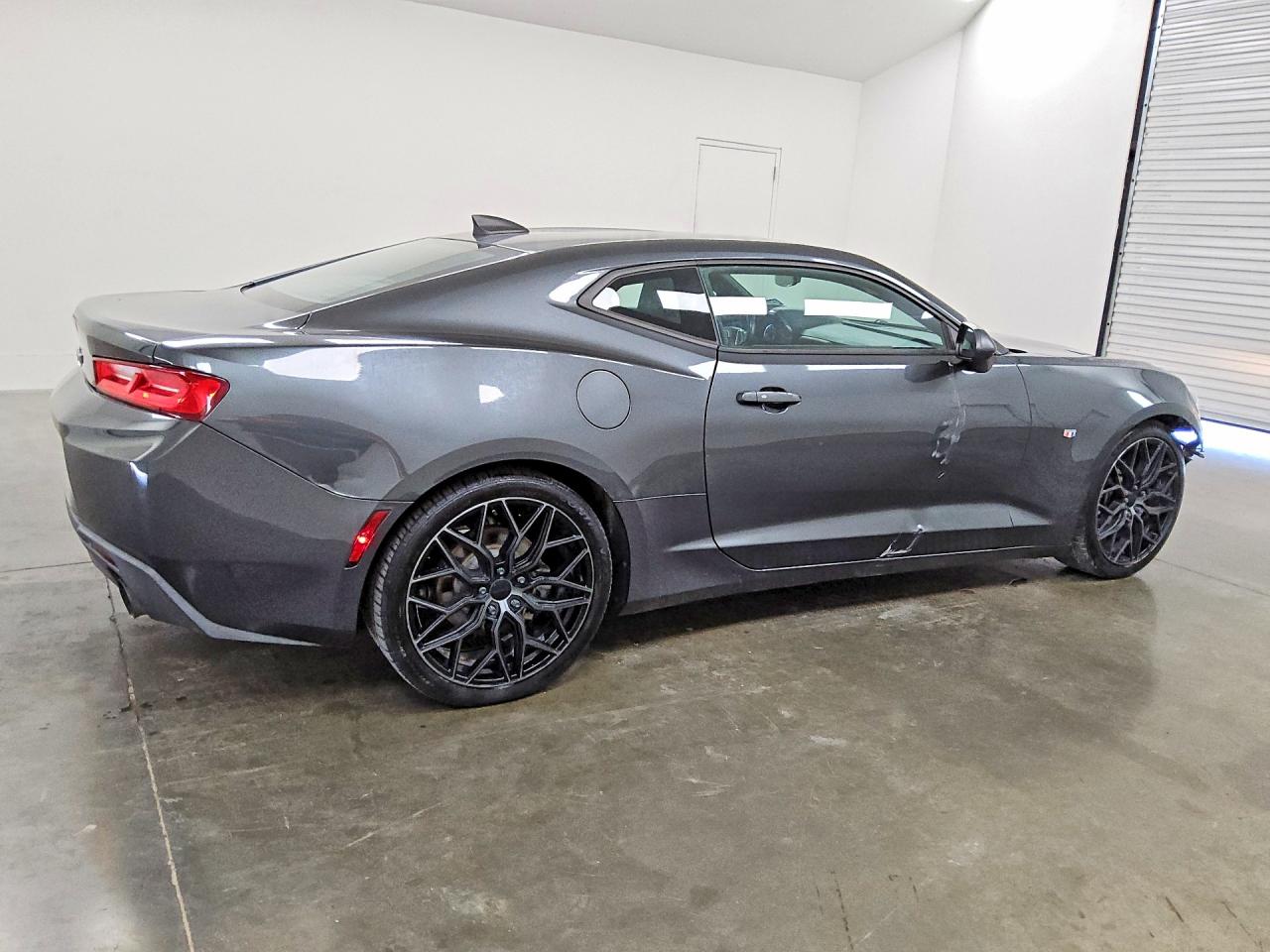2018 Chevrolet Camaro Lt Серый vin: 1G1FB1RX2J0125294