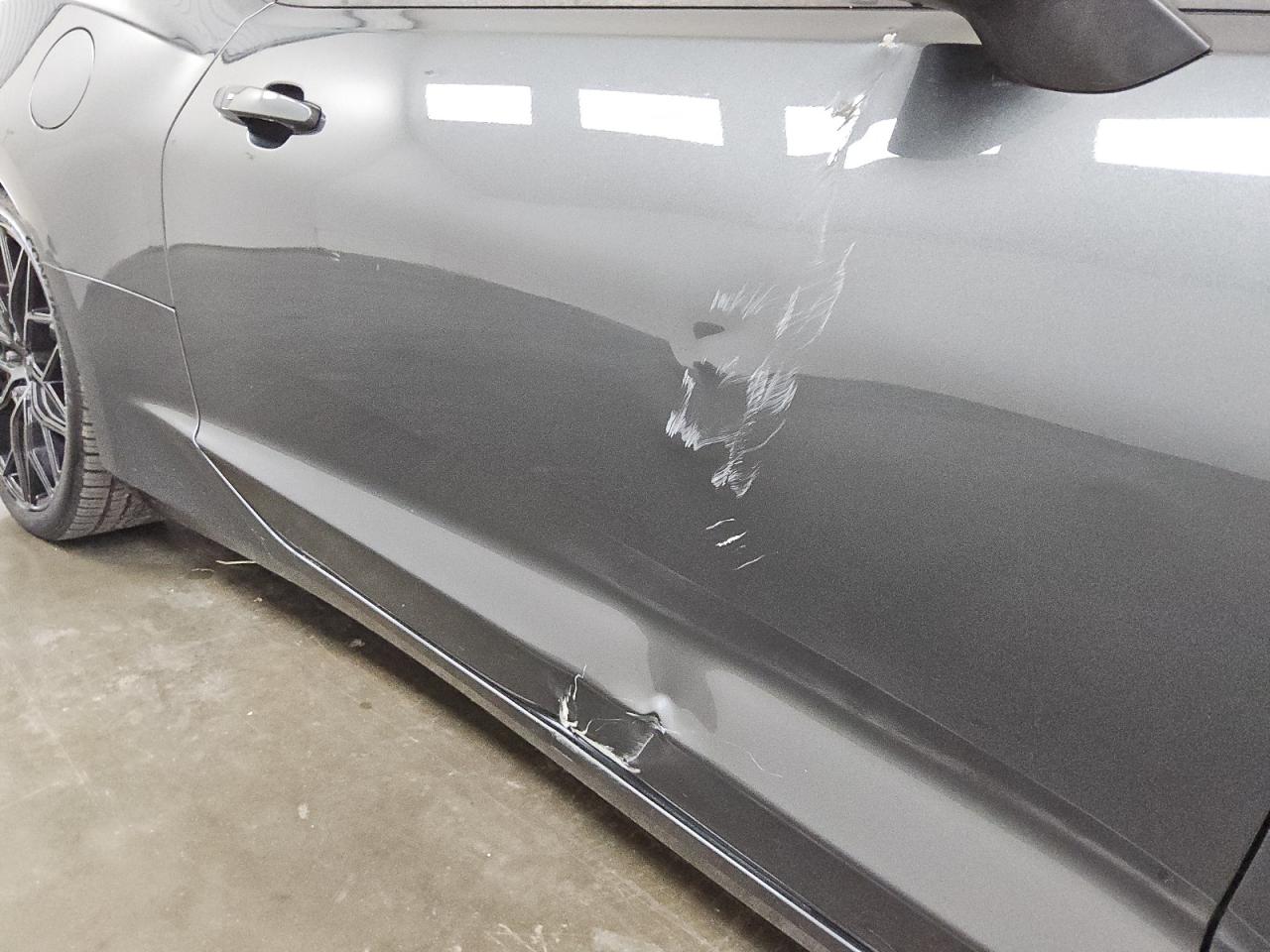 2018 Chevrolet Camaro Lt Серый vin: 1G1FB1RX2J0125294 Damage: Left Front Door, Dent(S) W/ Paint Dmg, > 12 Inches