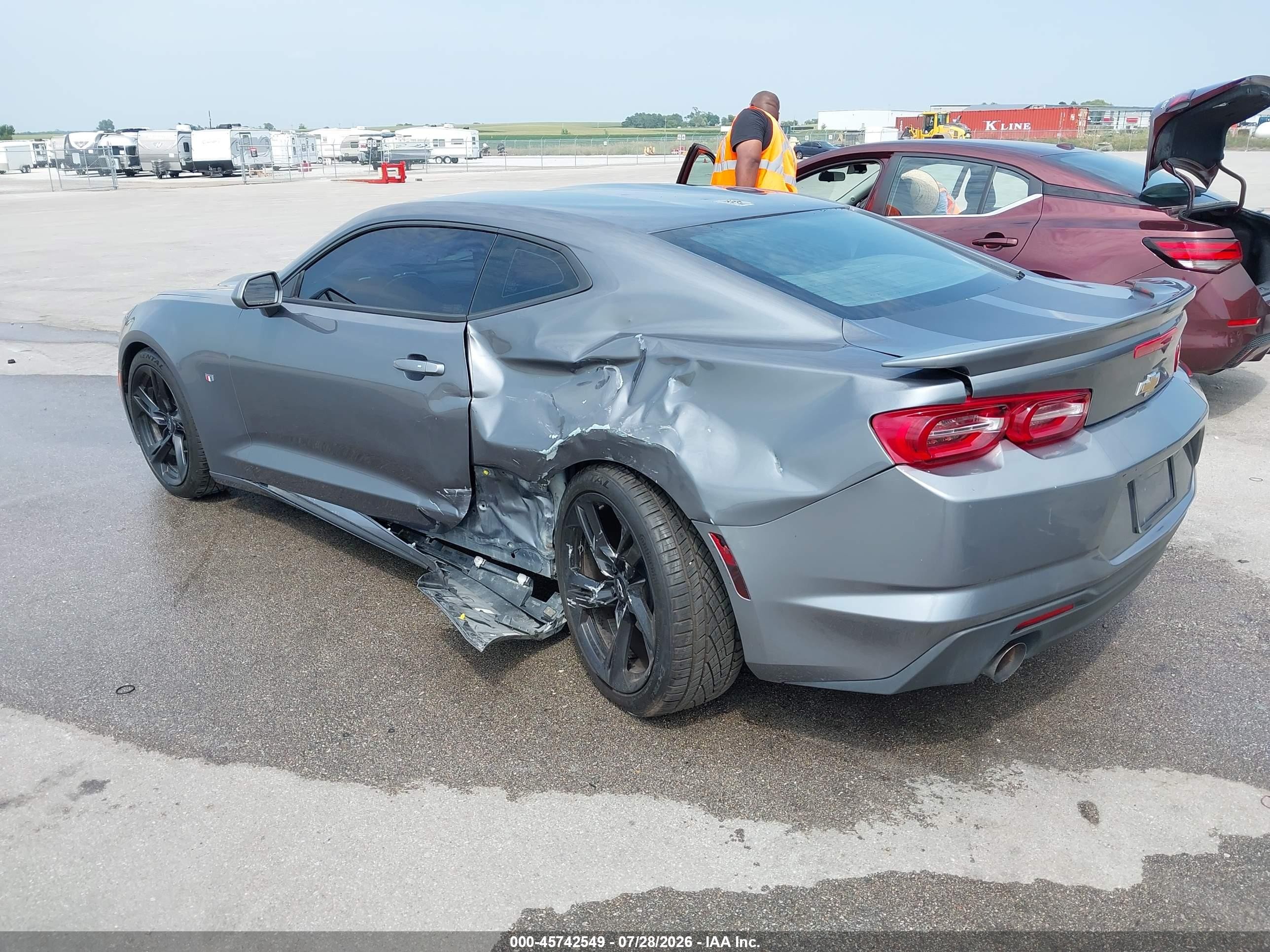 2021 Chevrolet Camaro Rwd  1lt Серый vin: 1G1FB1RX5M0100152