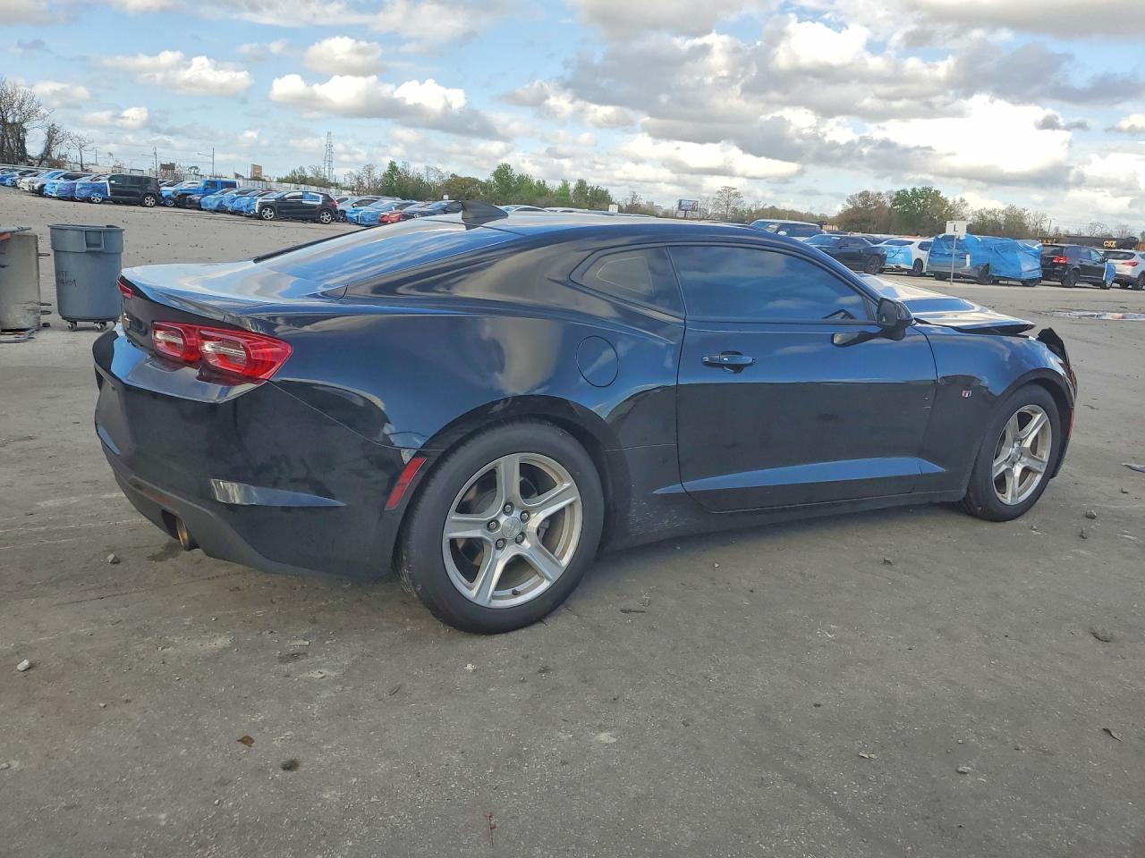 2023 Chevrolet Camaro Ls Черный vin: 1G1FB1RX7P0158400