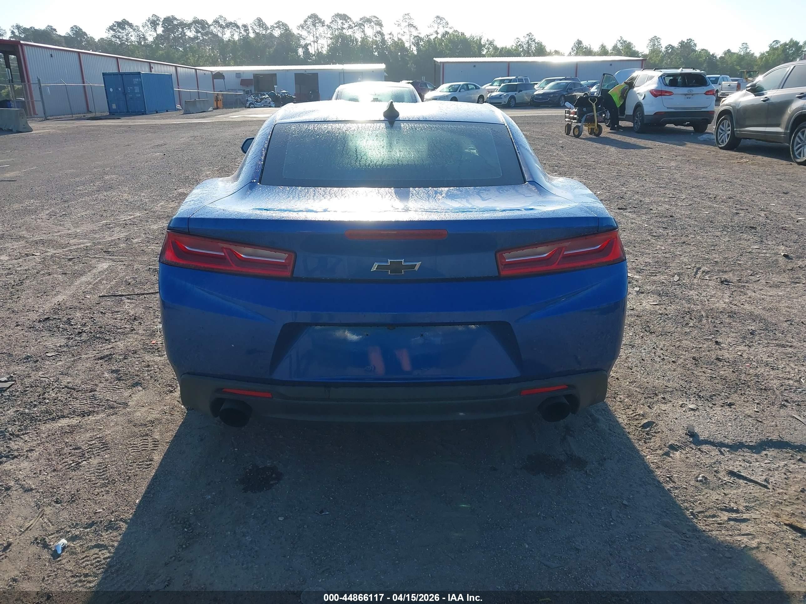 2017 Chevrolet Camaro 1lt Синий vin: 1G1FB1RX8H0117839