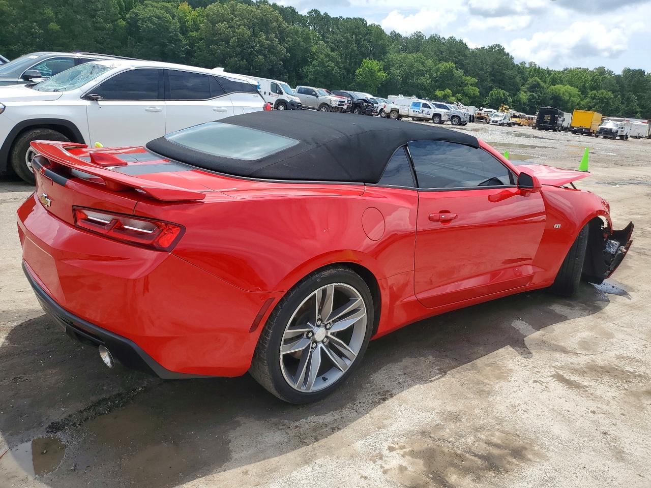 2017 Chevrolet Camaro Lt Red vin: 1G1FB3DS3H0168799
