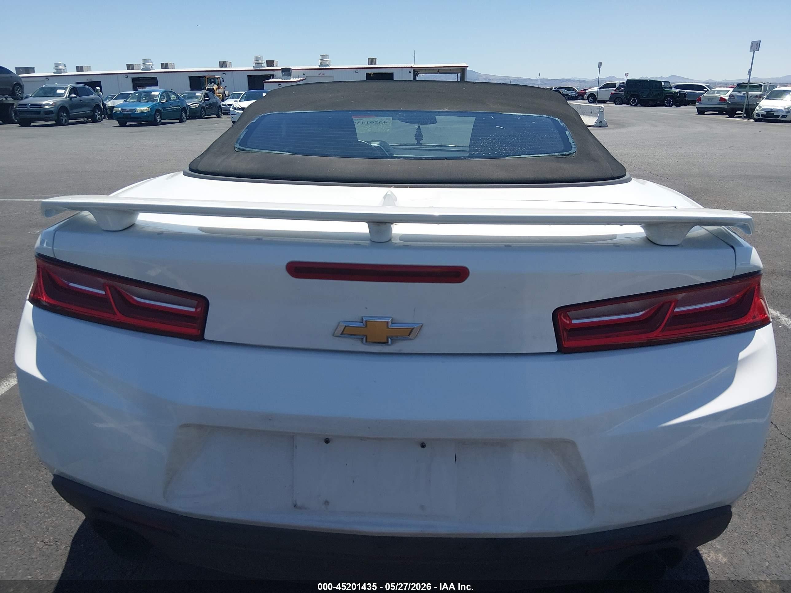 2017 Chevrolet Camaro 1lt Белый vin: 1G1FB3DS5H0118079