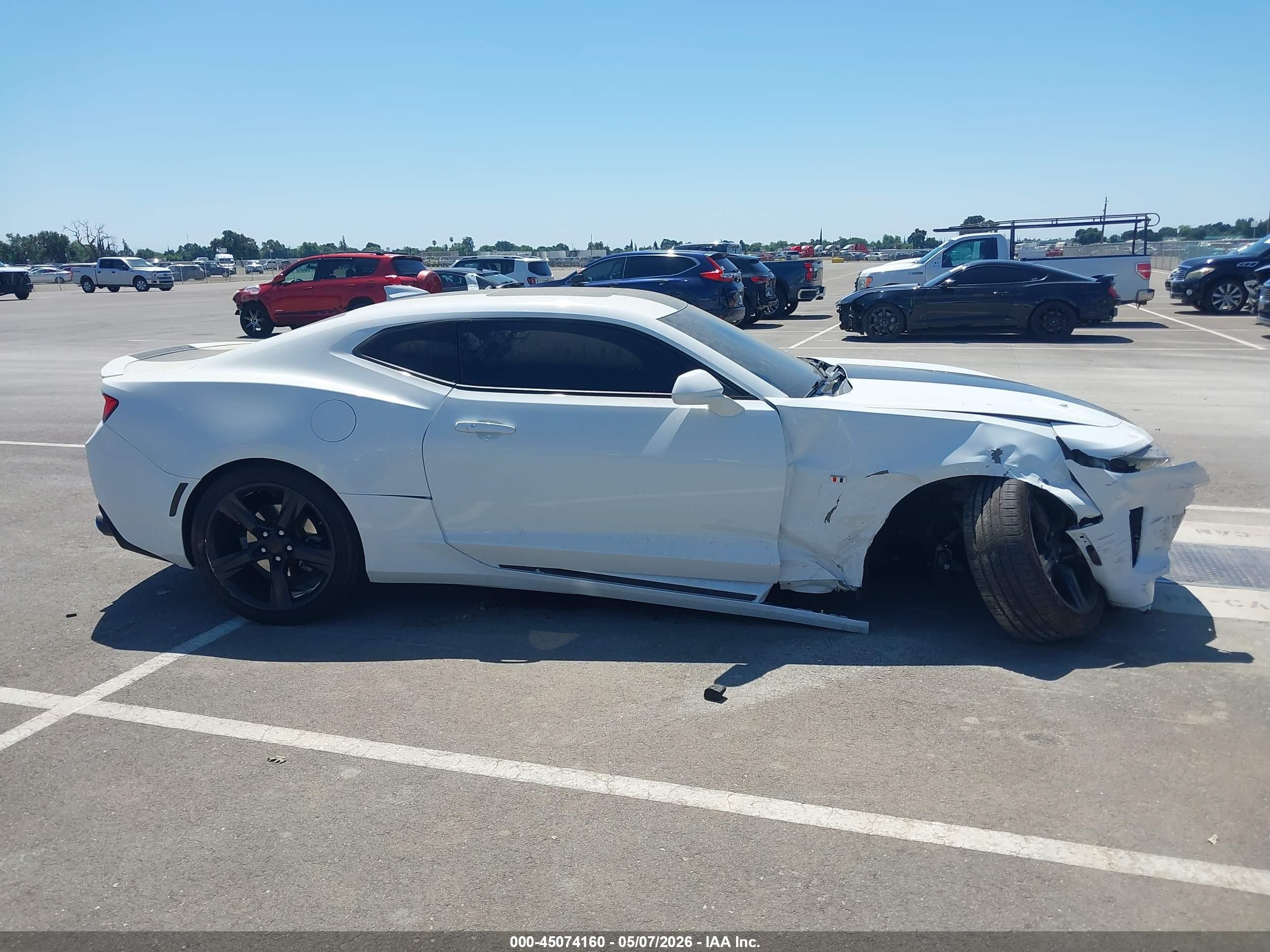 2016 Chevrolet Camaro 2lt White vin: 1G1FD1RS6G0150142