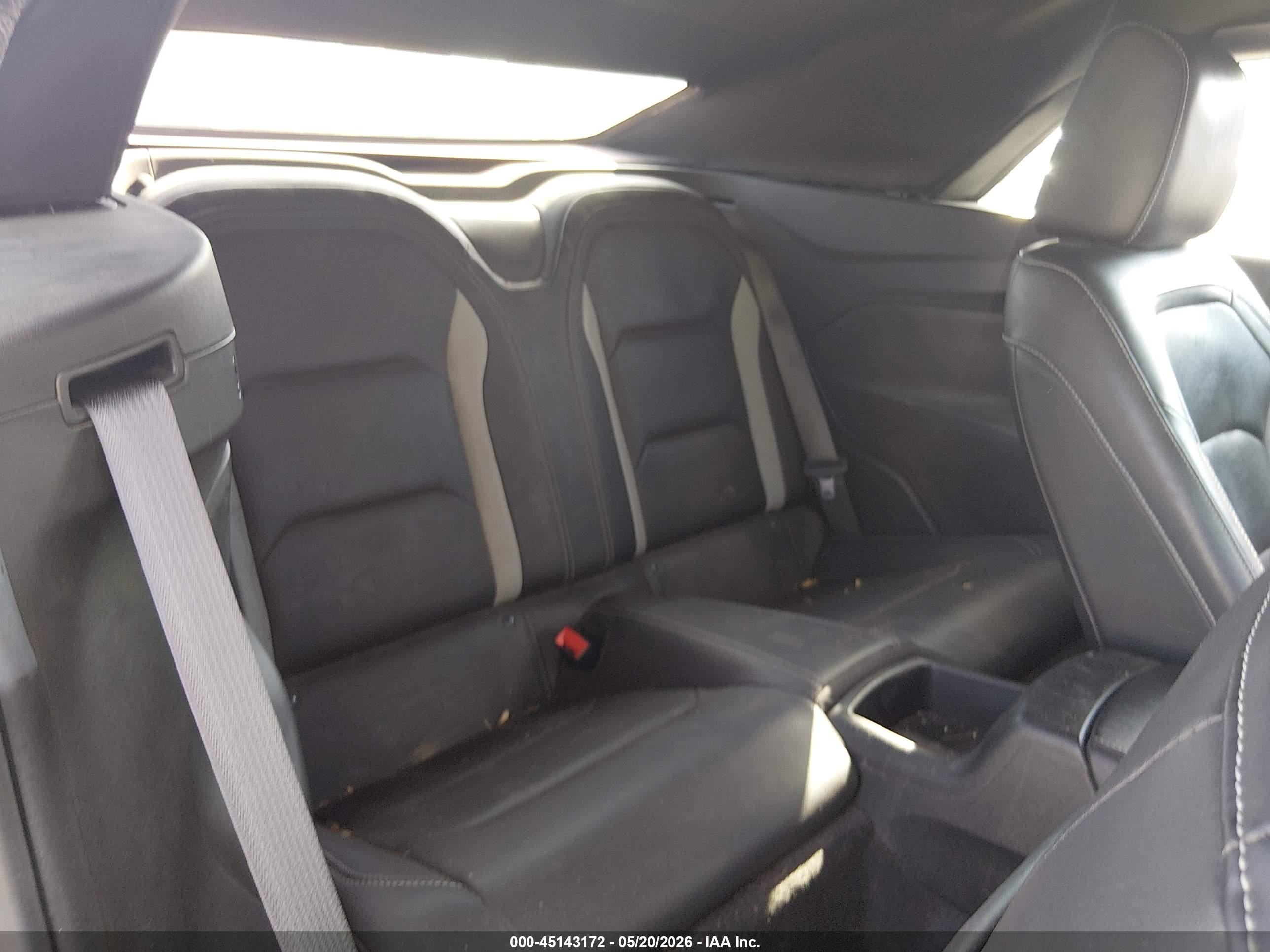 2018 Chevrolet Camaro 2lt Red vin: 1G1FD3DS4J0136850