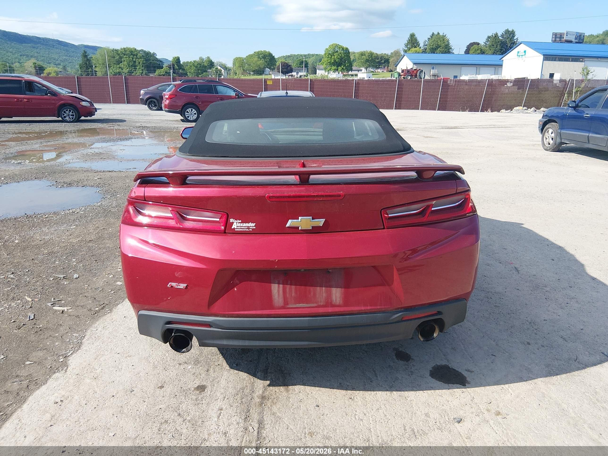 2018 Chevrolet Camaro 2lt Red vin: 1G1FD3DS4J0136850