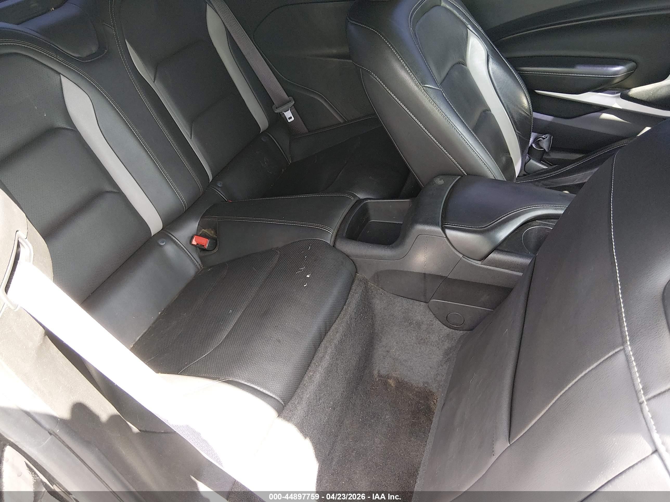 2016 Chevrolet Camaro 2lt Black vin: 1G1FD3DS5G0159689