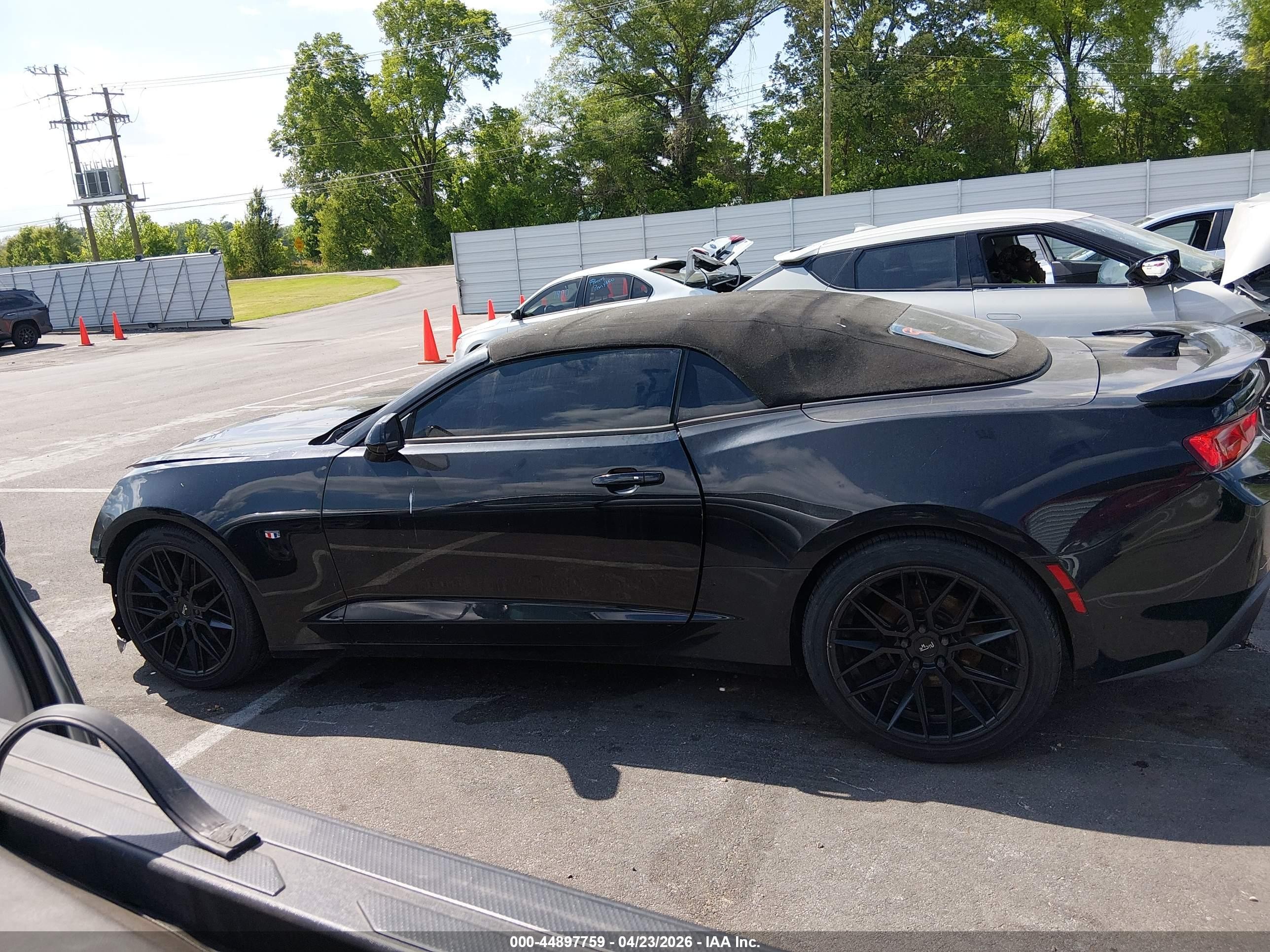 2016 Chevrolet Camaro 2lt Black vin: 1G1FD3DS5G0159689