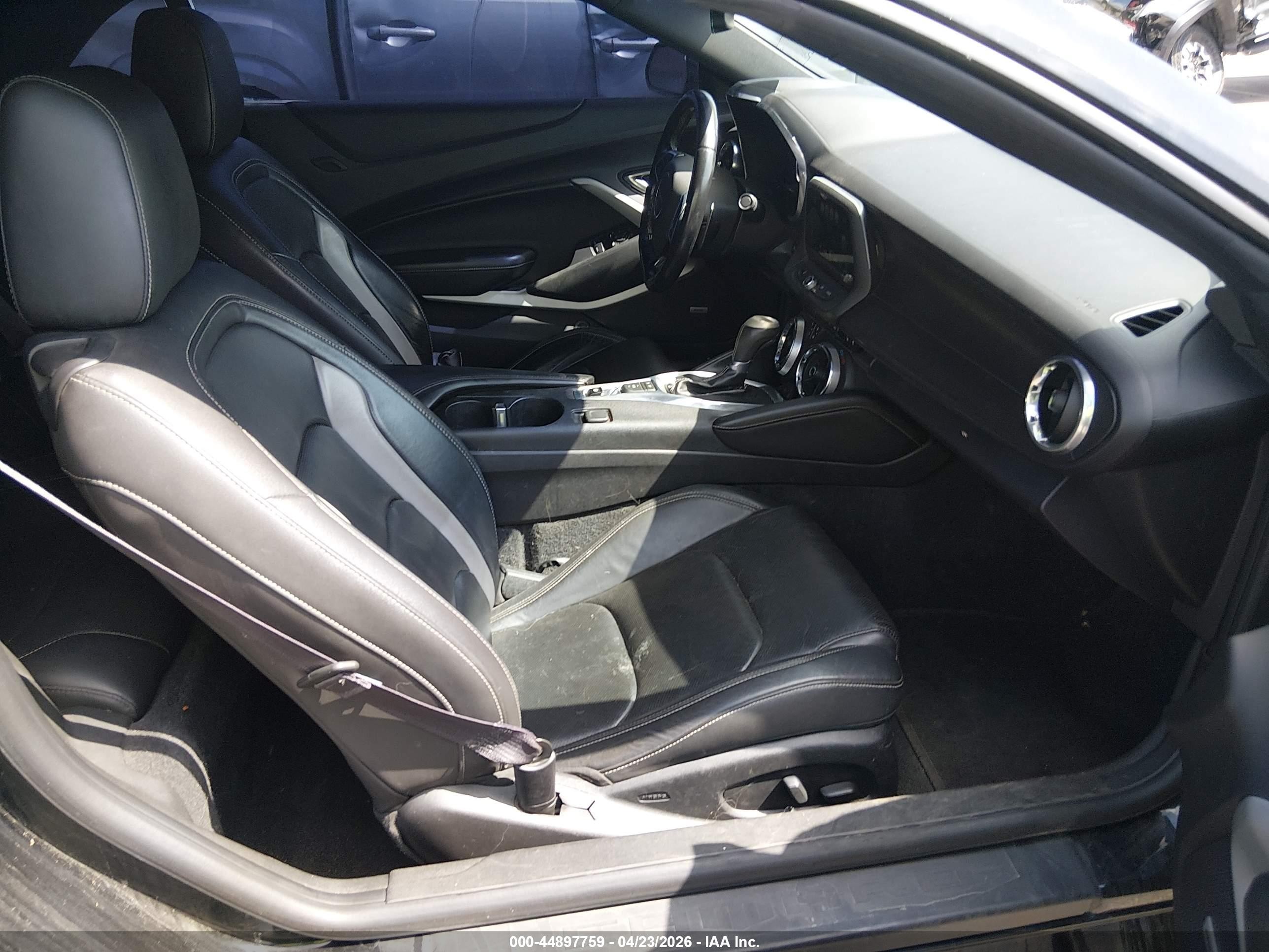 2016 Chevrolet Camaro 2lt Black vin: 1G1FD3DS5G0159689
