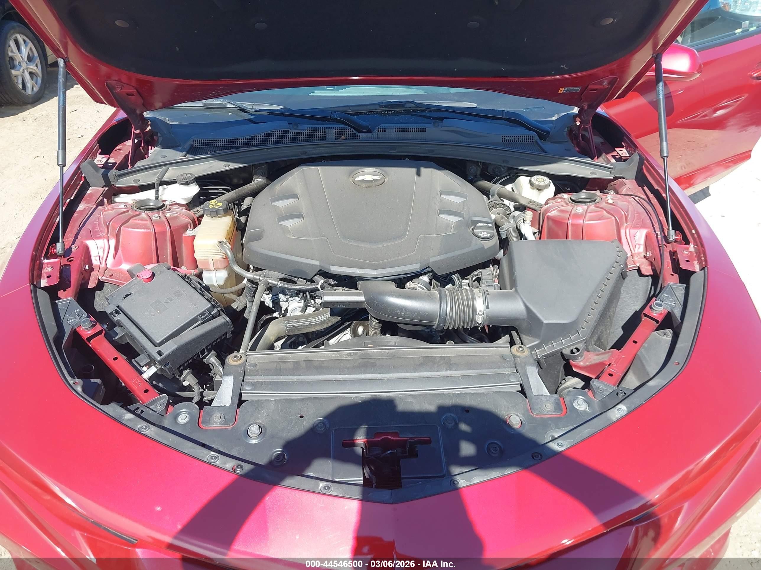 2017 Chevrolet Camaro 2lt Red vin: 1G1FD3DS5H0103365