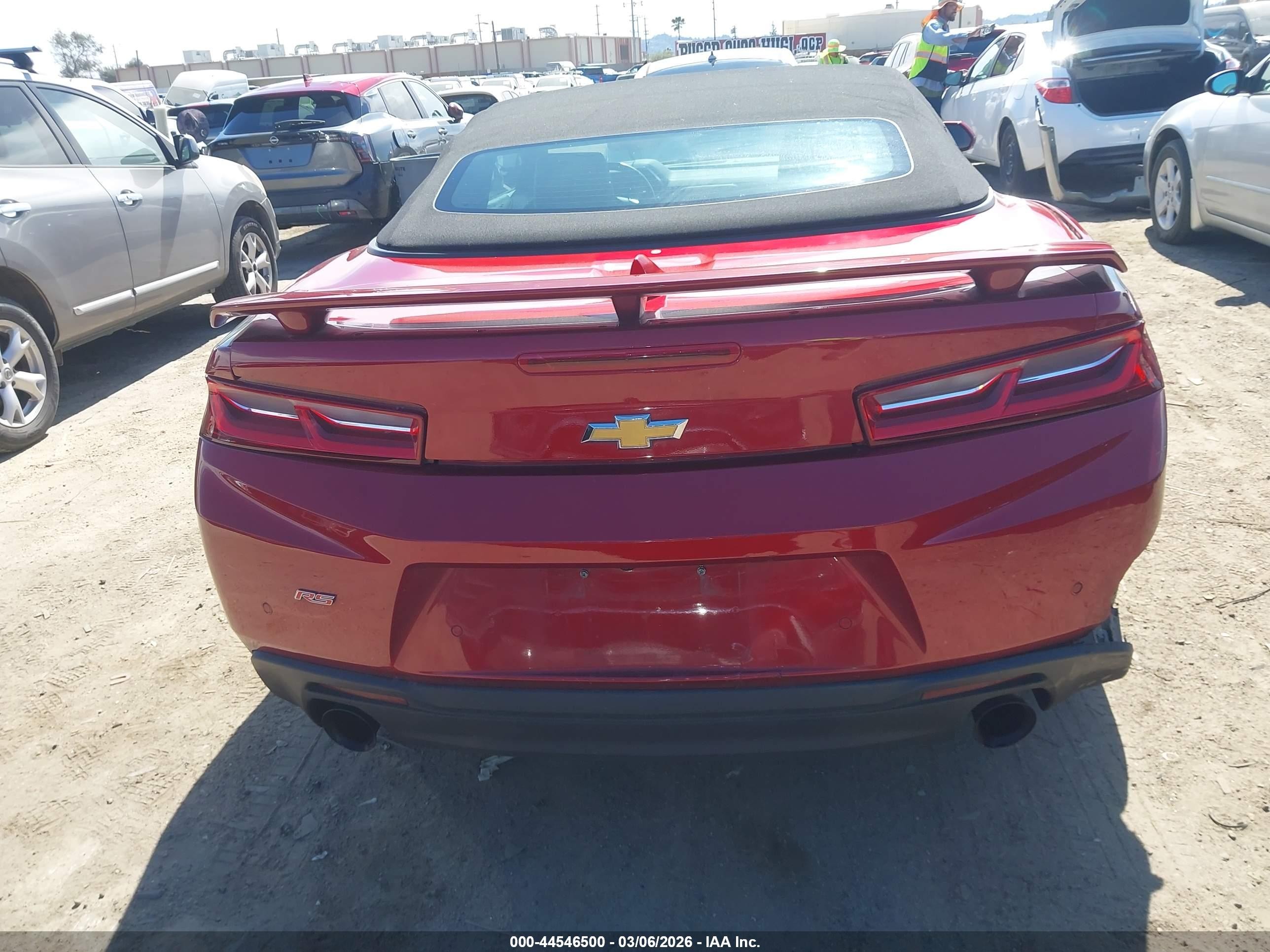 2017 Chevrolet Camaro 2lt Red vin: 1G1FD3DS5H0103365