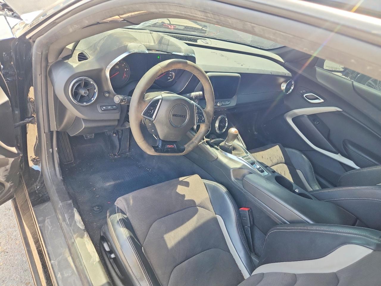 2022 Chevrolet Camaro Lt1 Black vin: 1G1FE1R73N0103317