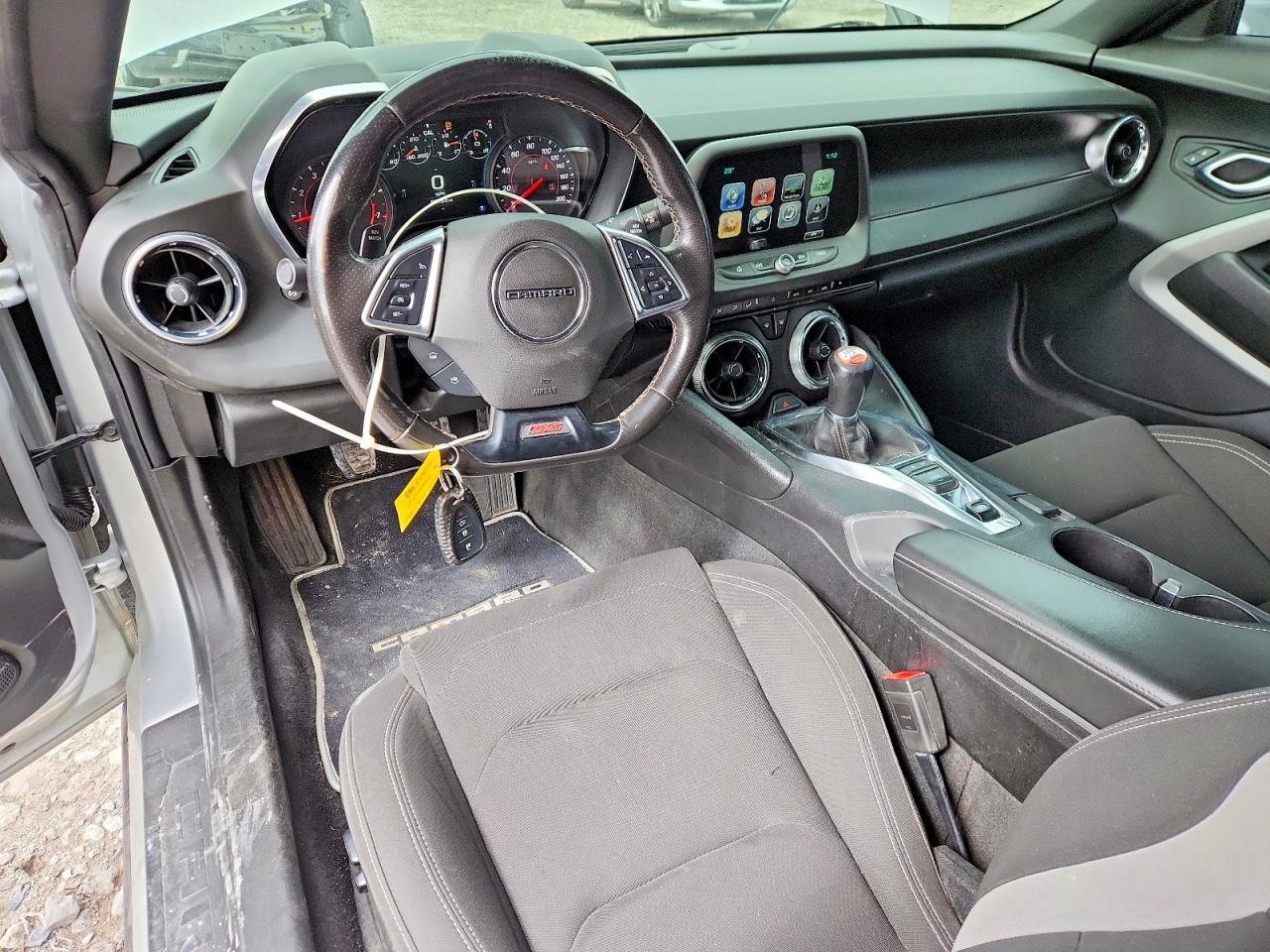 2018 Chevrolet Camaro Ss Серебряный vin: 1G1FE1R77J0186339