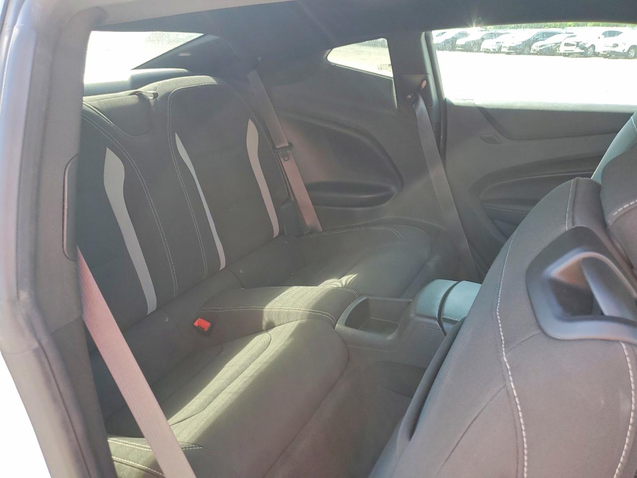 2022 Chevrolet Camaro Lt1 Белый vin: 1G1FF1R72N0105878