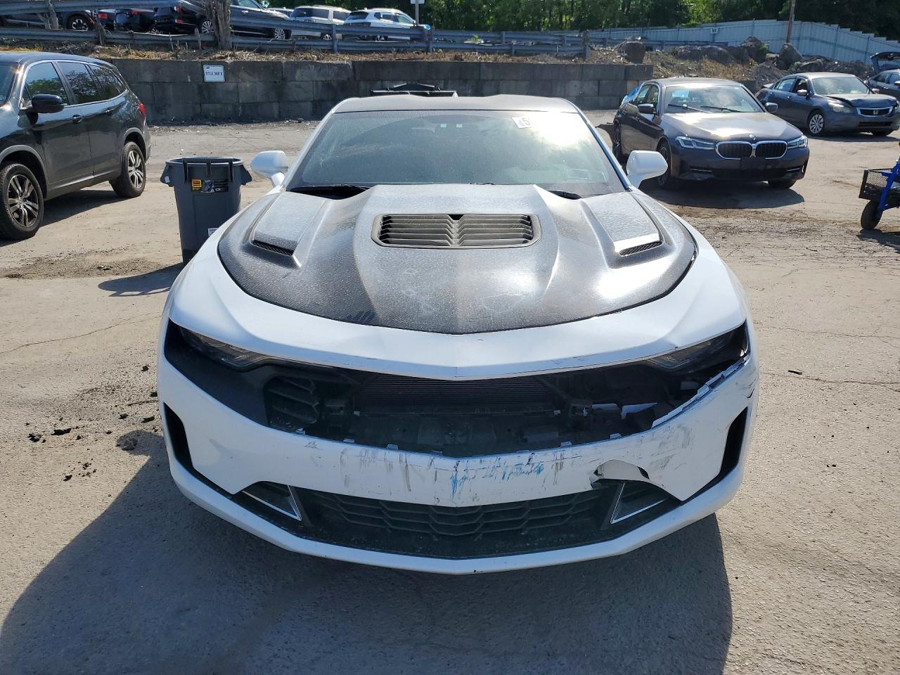2022 Chevrolet Camaro Lt1 Белый vin: 1G1FF1R72N0105878