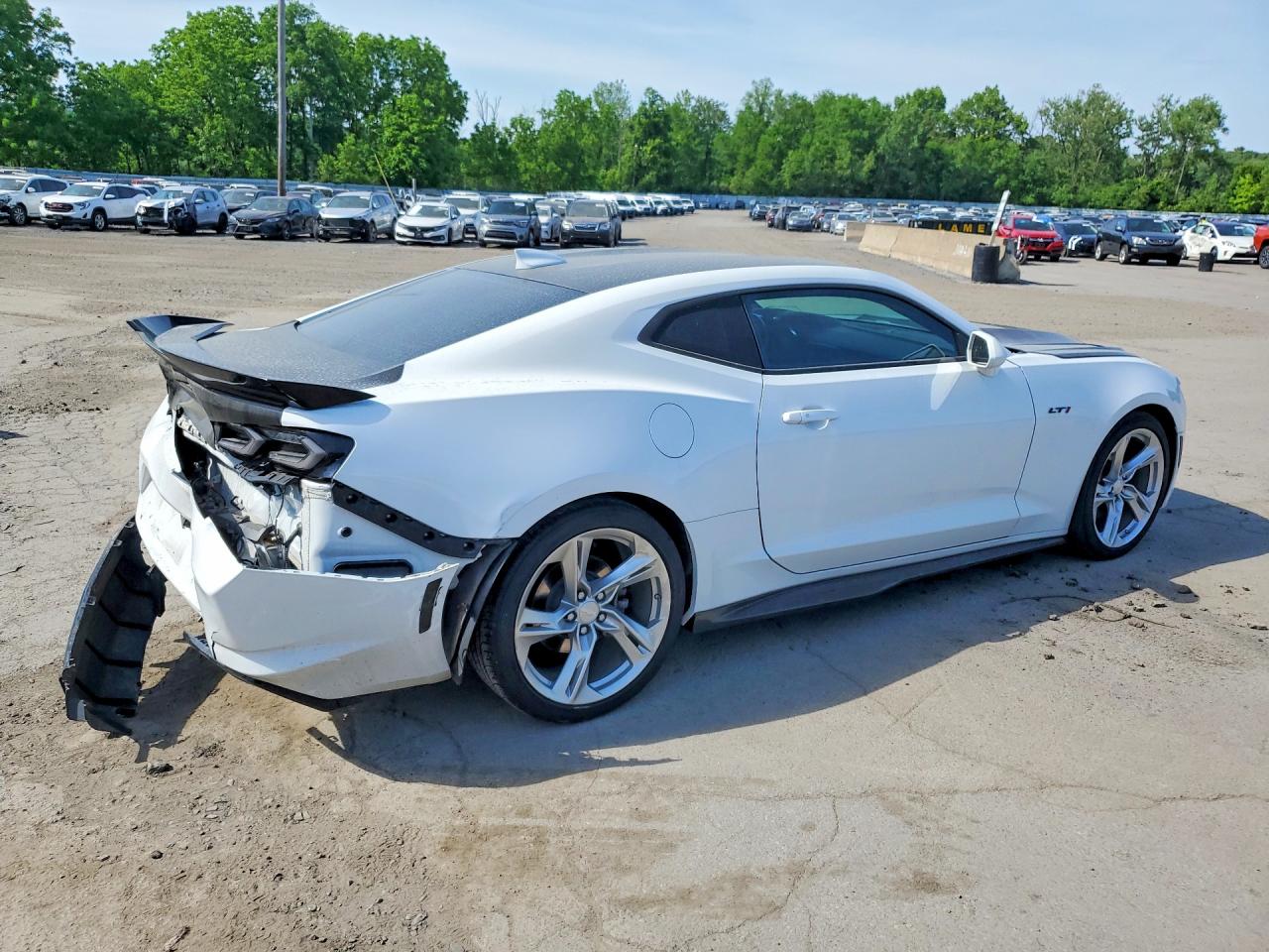2022 Chevrolet Camaro Lt1 Белый vin: 1G1FF1R72N0105878