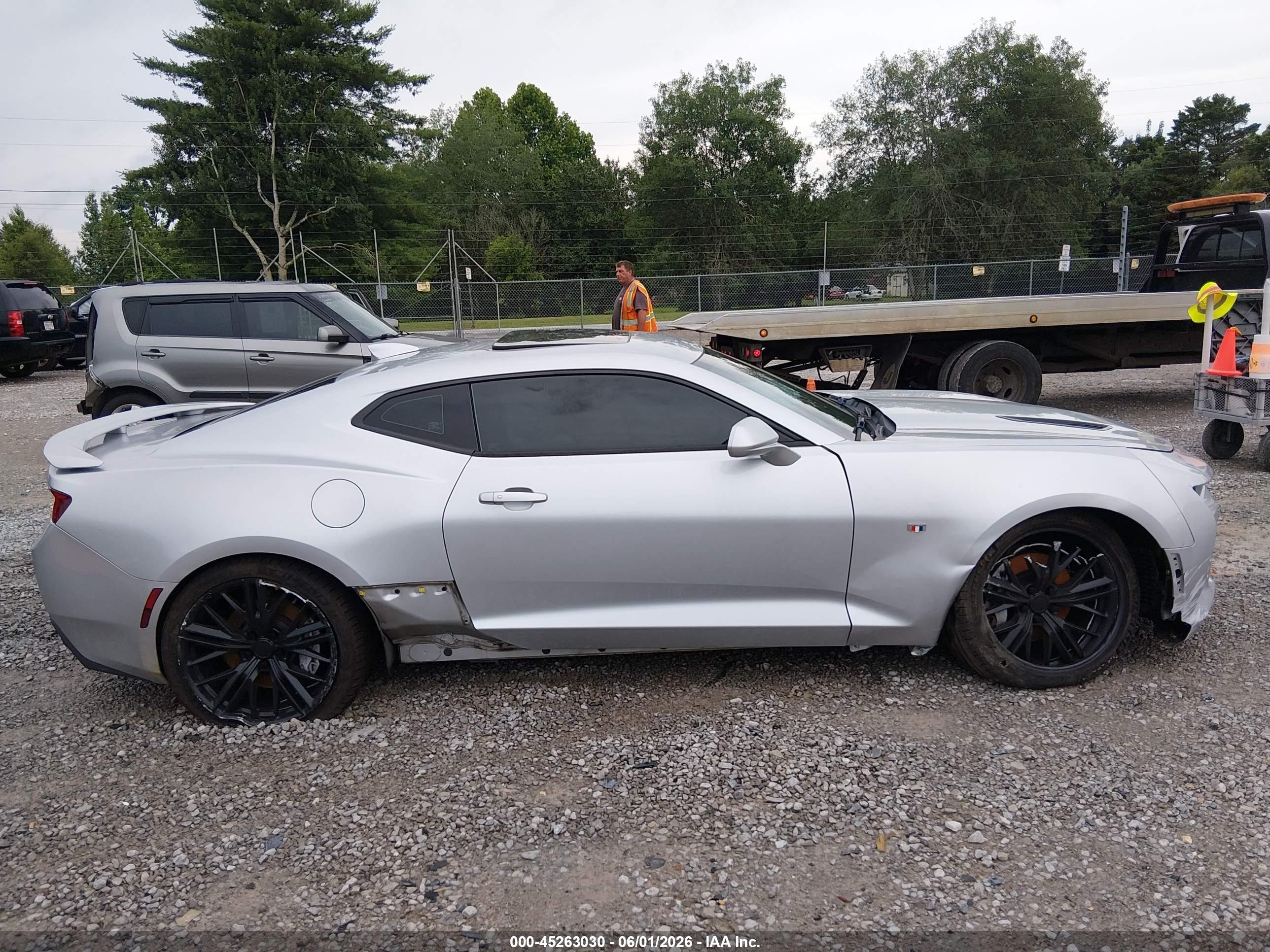 2018 Chevrolet Camaro 1ss Серебряный vin: 1G1FF1R76J0120491