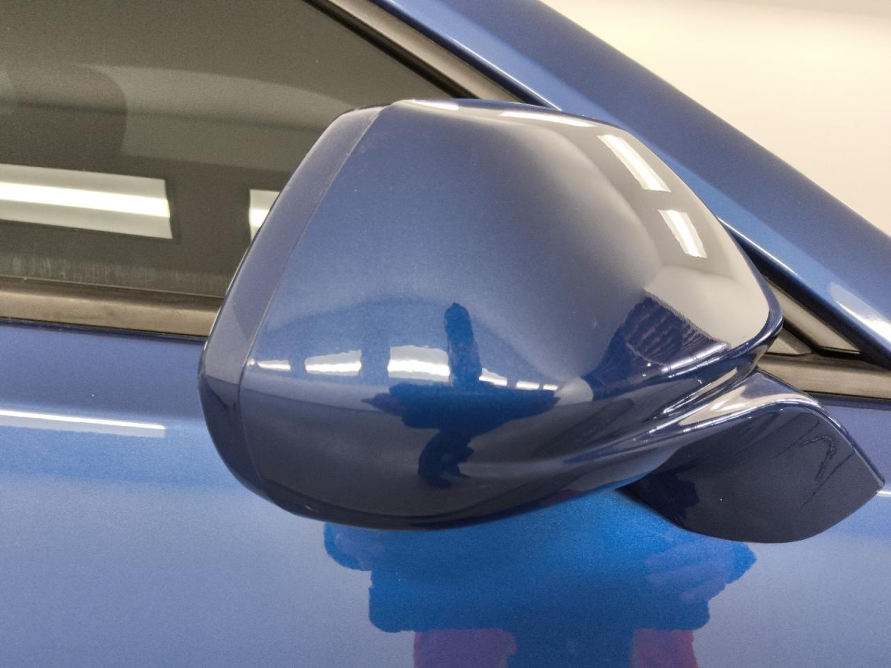 2022 Chevrolet Camaro Lt1 Синий vin: 1G1FF1R78N0134026 Damage: Rf Mirror Cover, Chipped, 1
