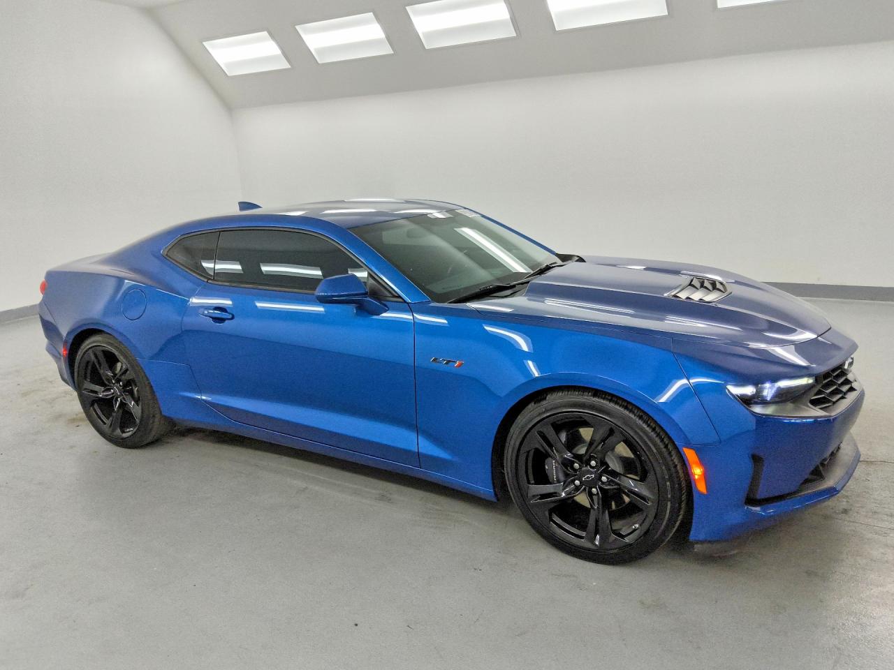 2022 Chevrolet Camaro Lt1 Синий vin: 1G1FF1R78N0134026